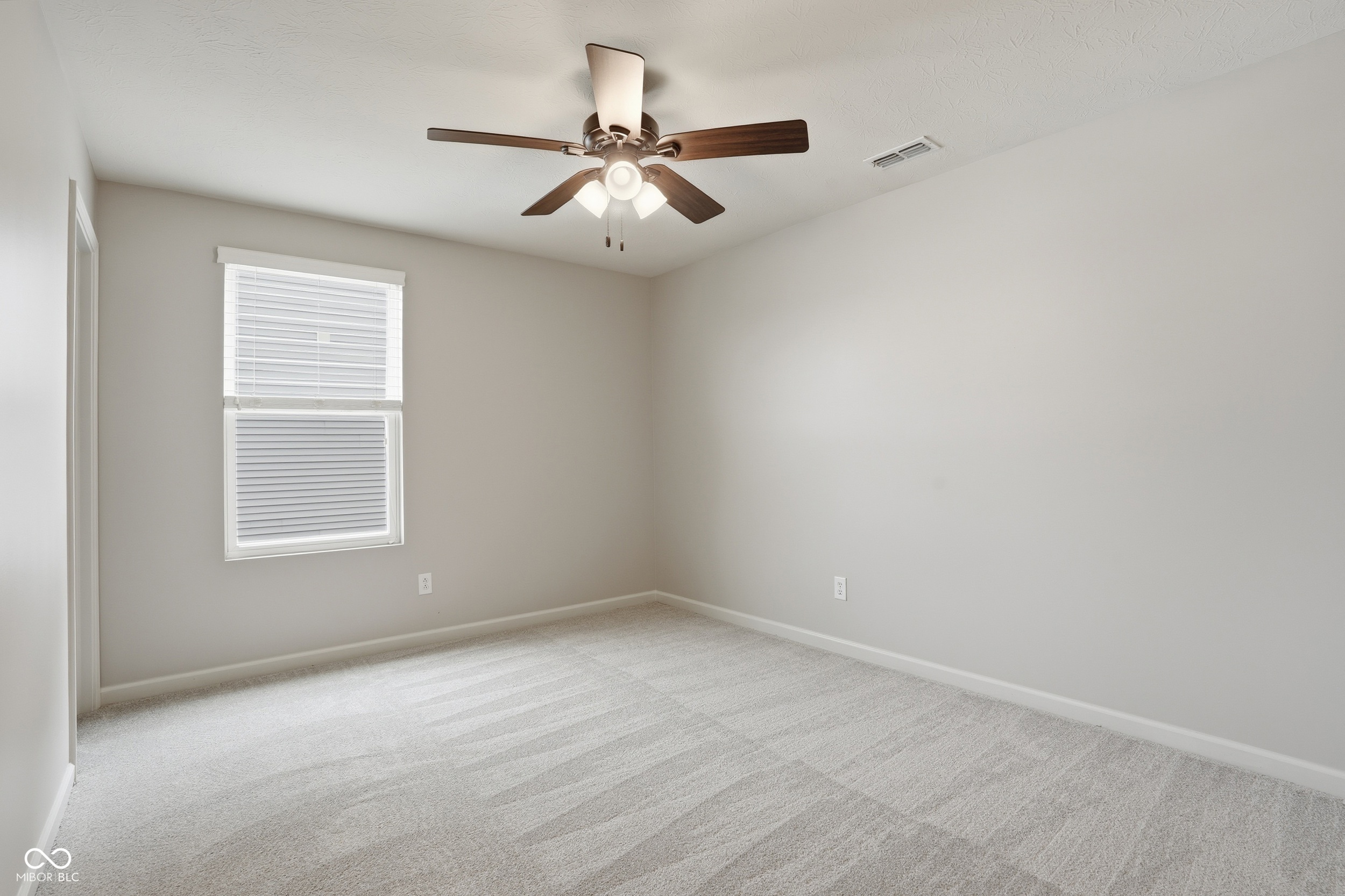 1002 Burgess Hill Pass