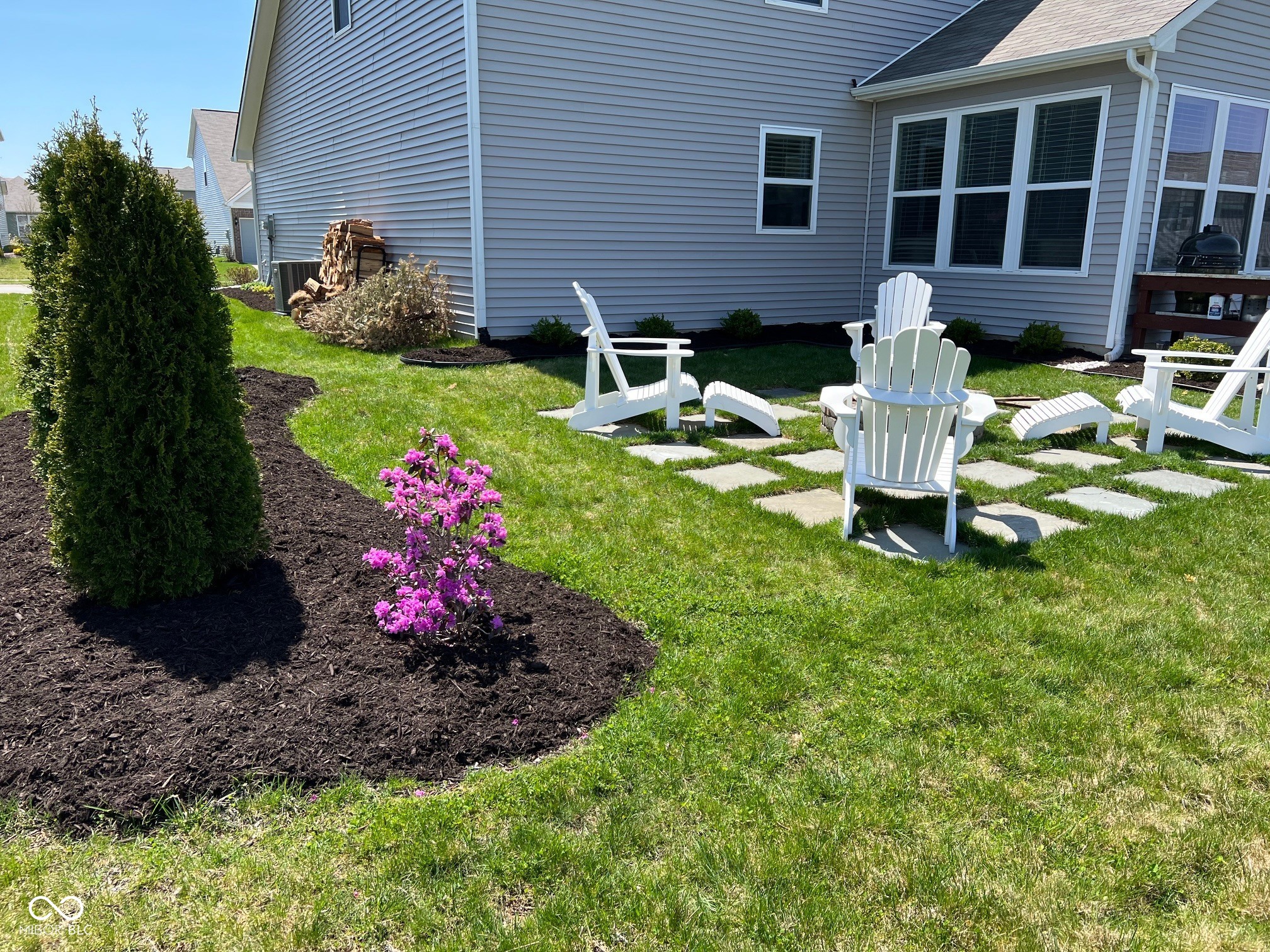 1002 Burgess Hill Pass