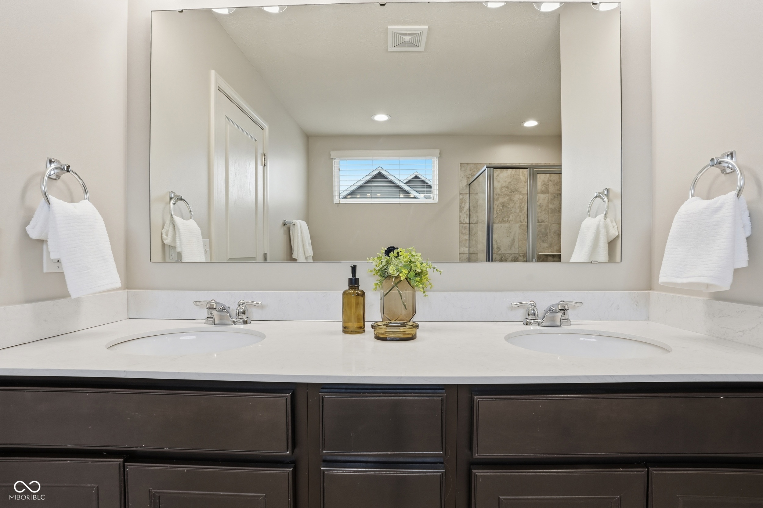 1002 Burgess Hill Pass