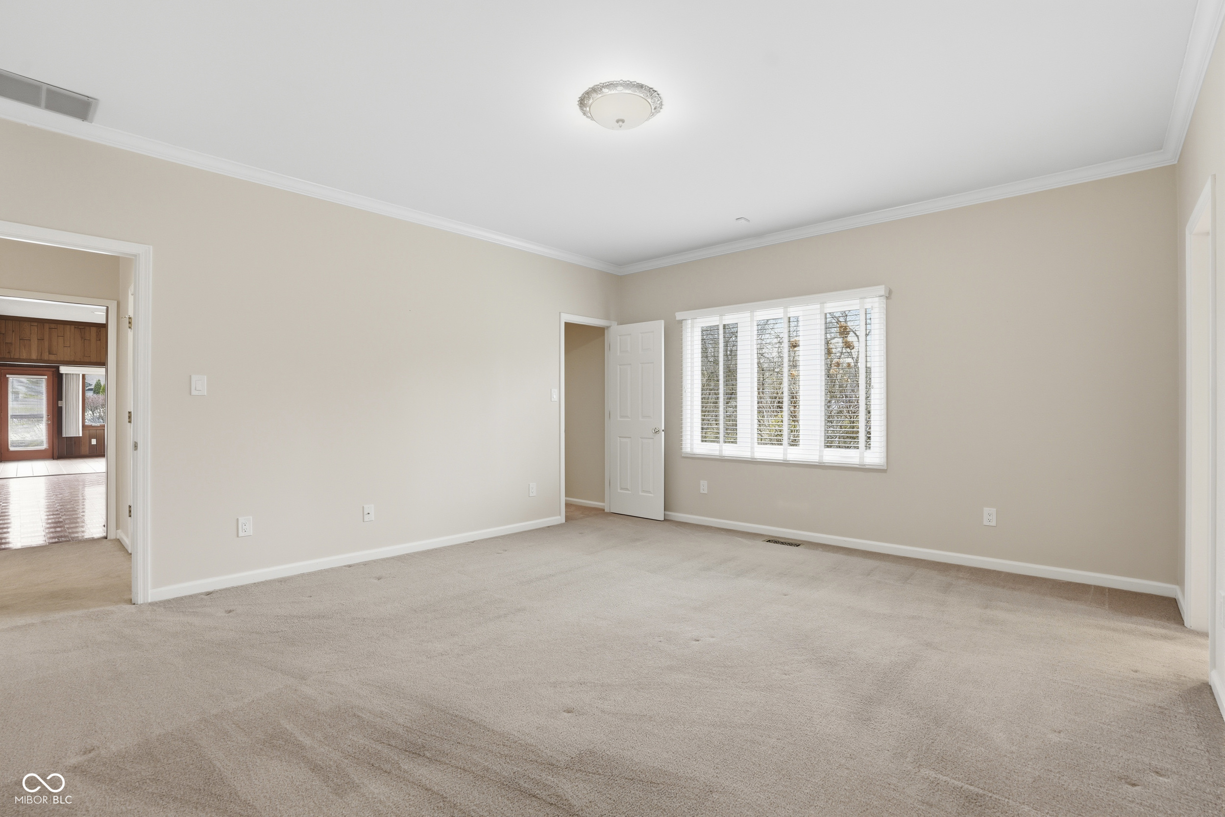 9208 Tamarack Drive