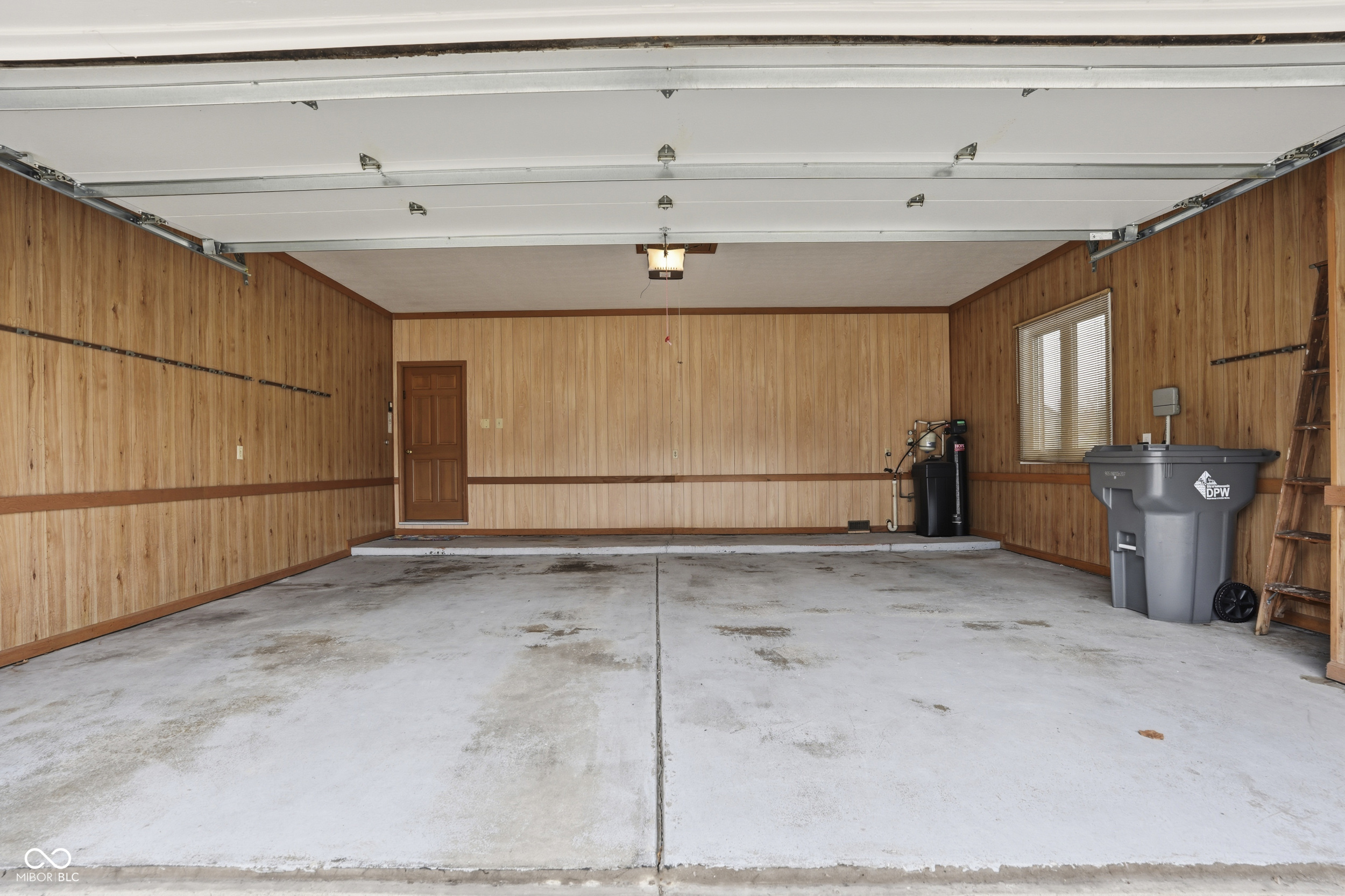 9208 Tamarack Drive
