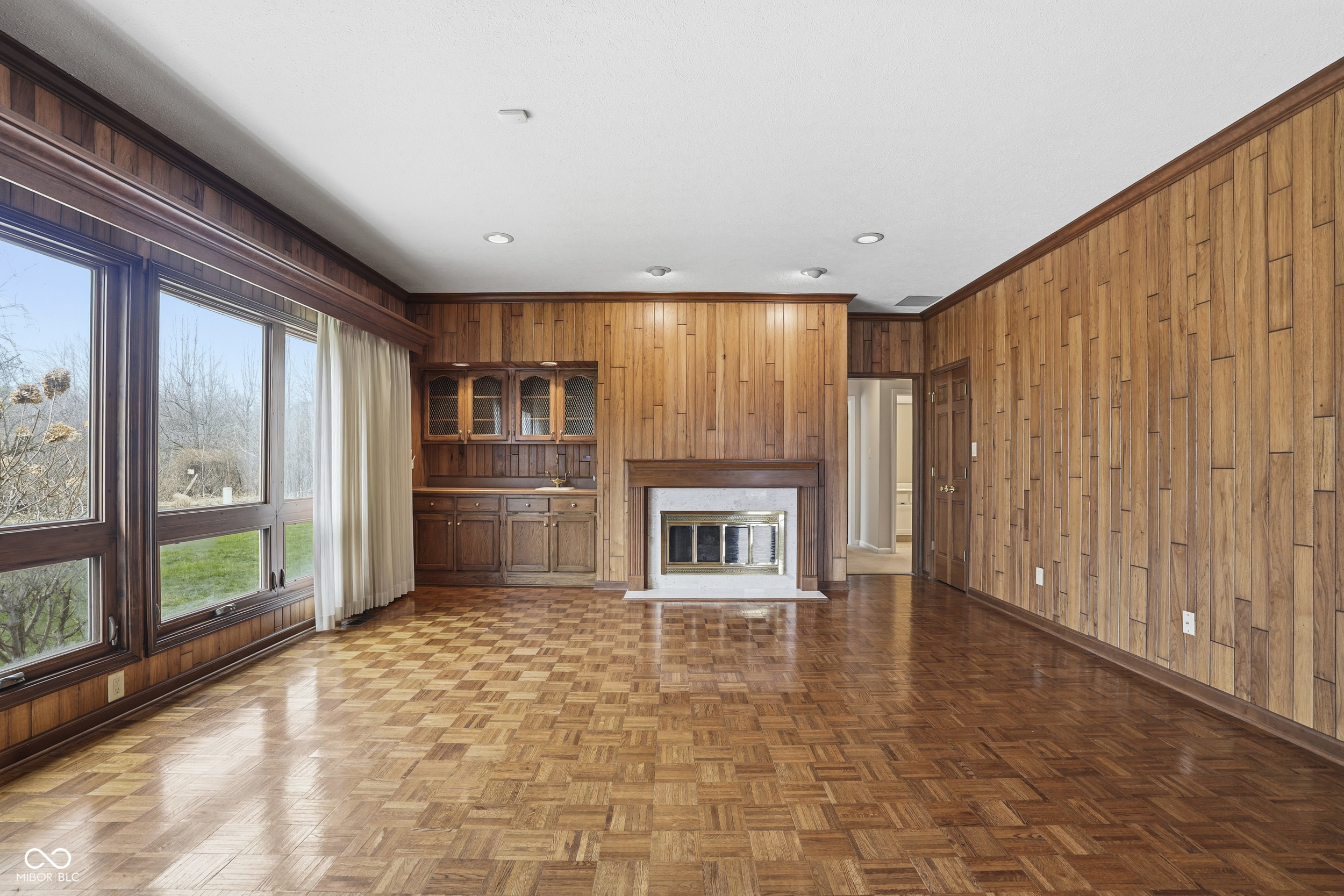 9208 Tamarack Drive
