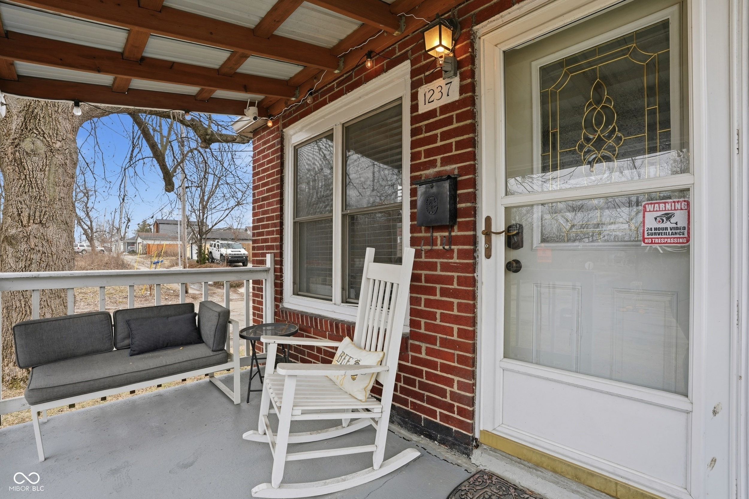 1237 E Pleasant Run Parkway South Drive