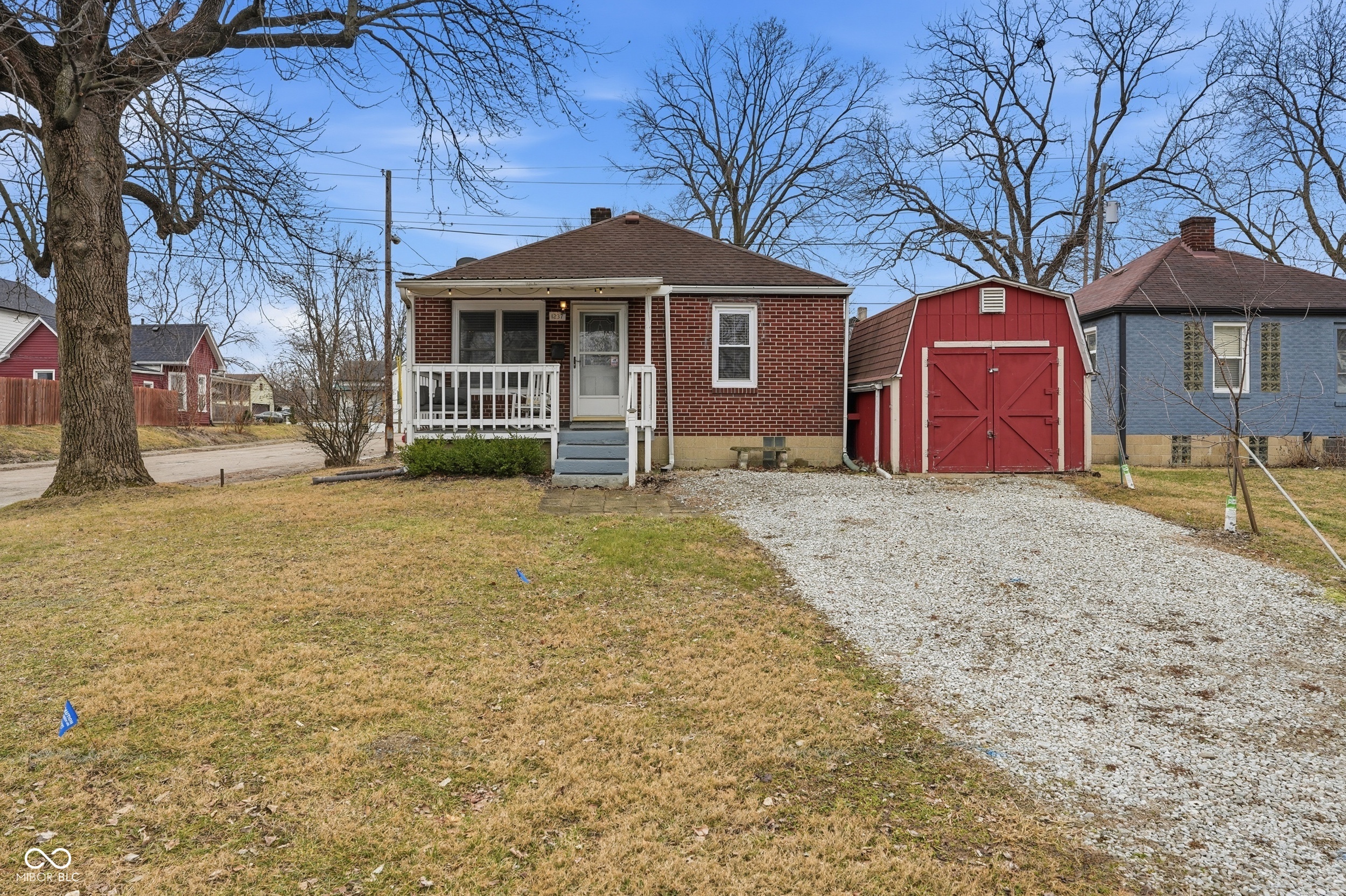 1237 E Pleasant Run Parkway South Drive