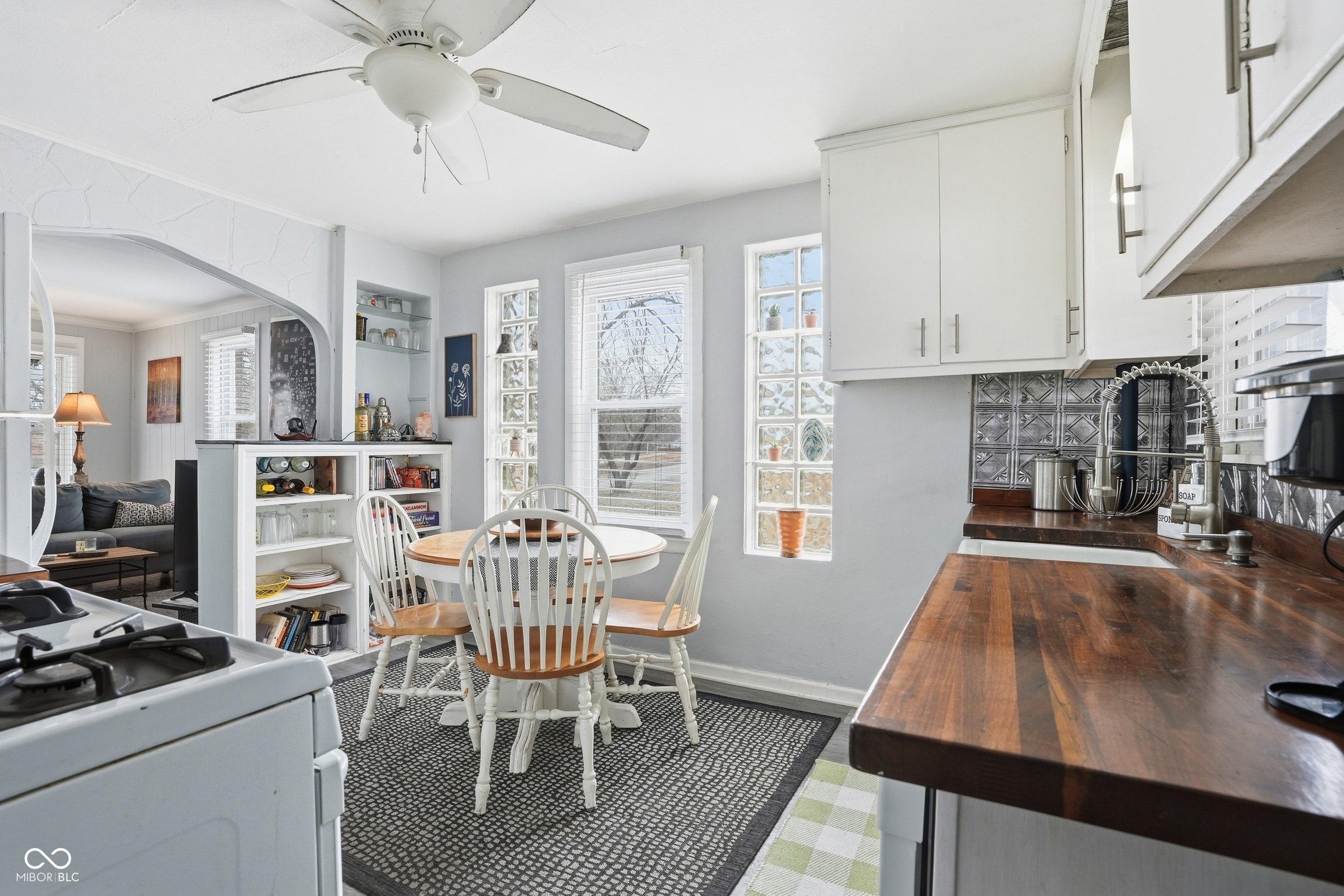 1237 E Pleasant Run Parkway South Drive