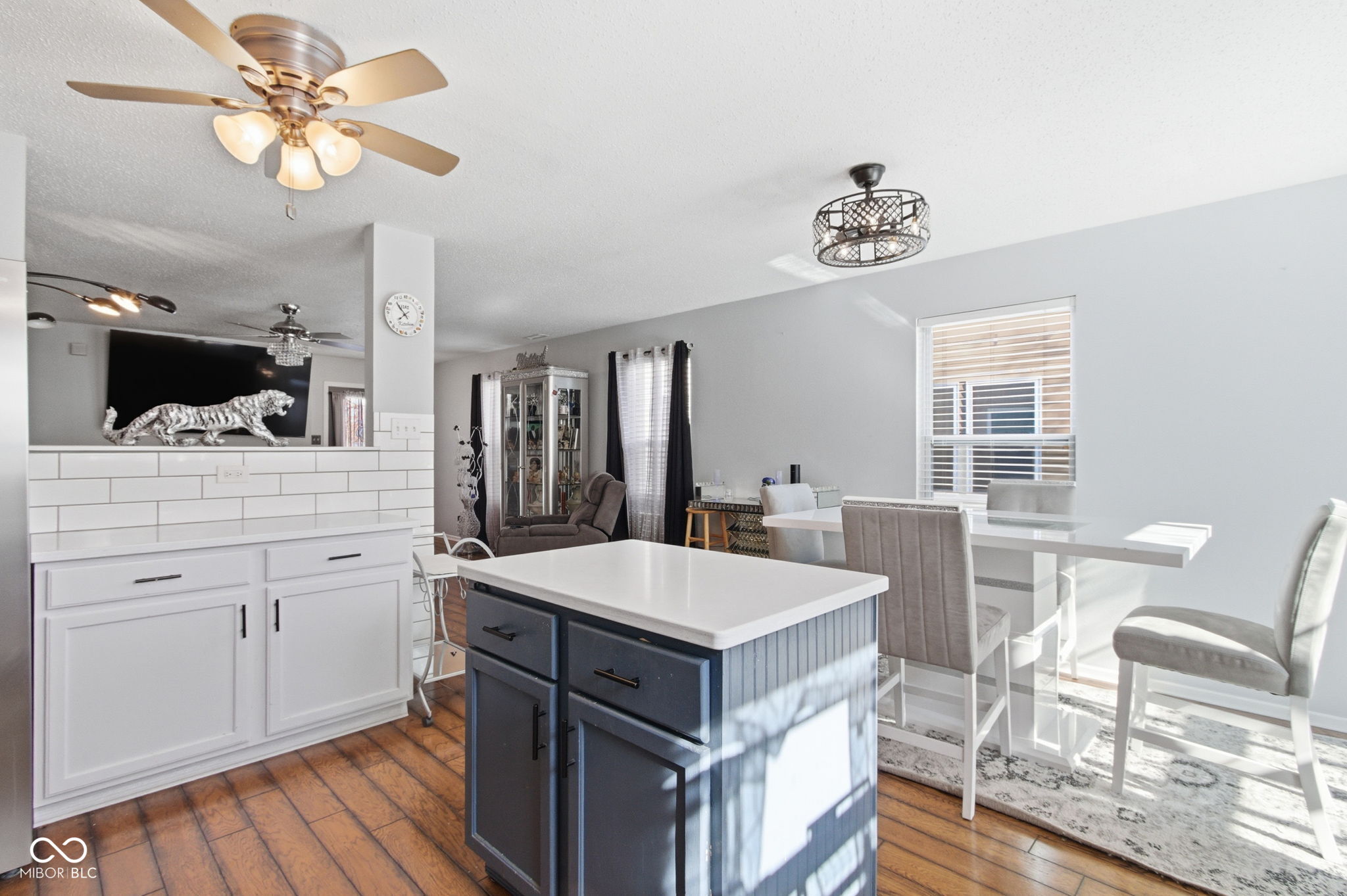 10847 Firefly Circle