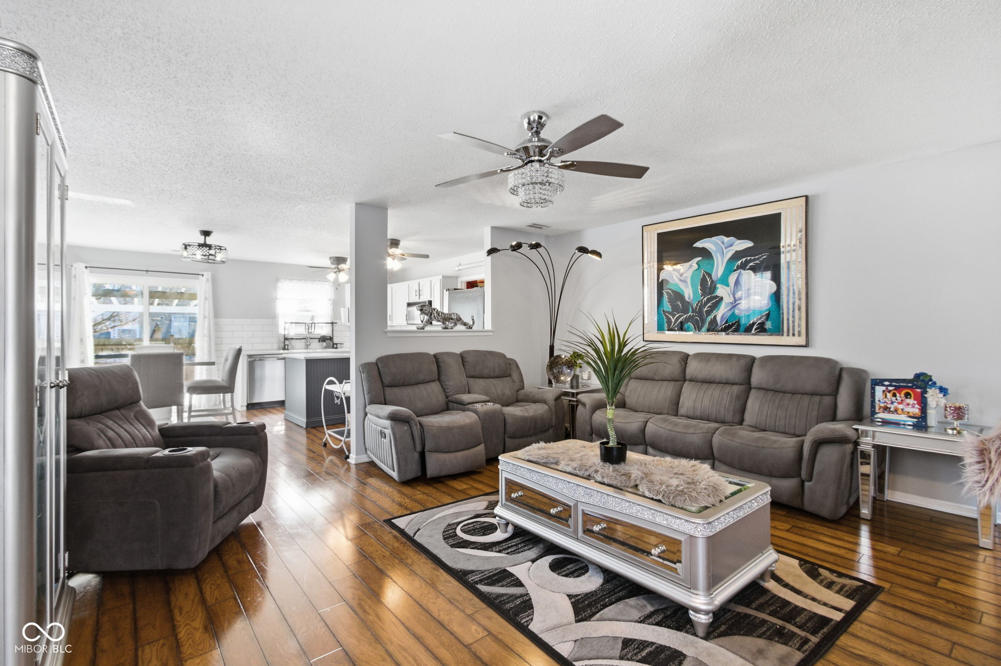 10847 Firefly Circle