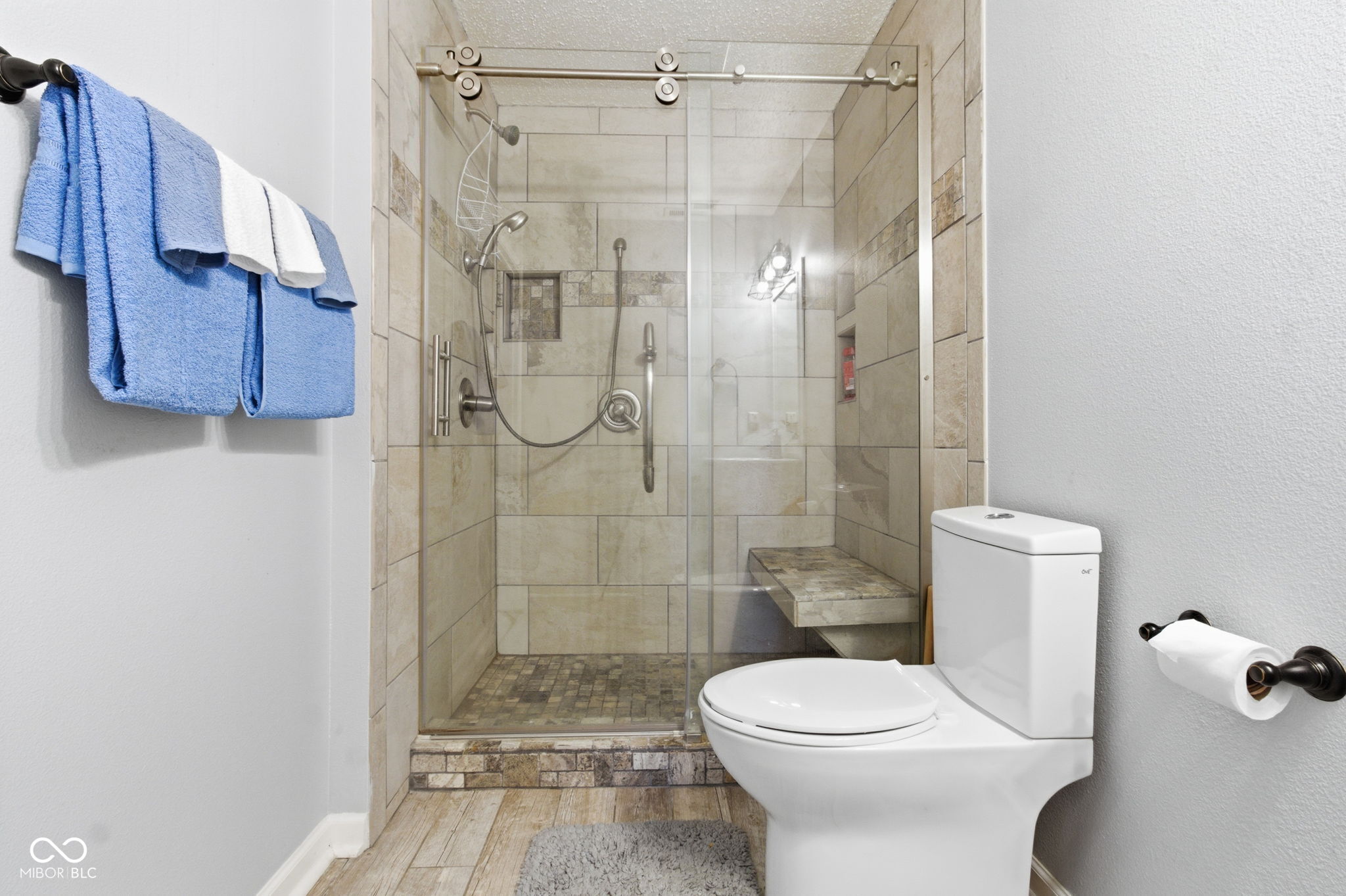 10847 Firefly Circle