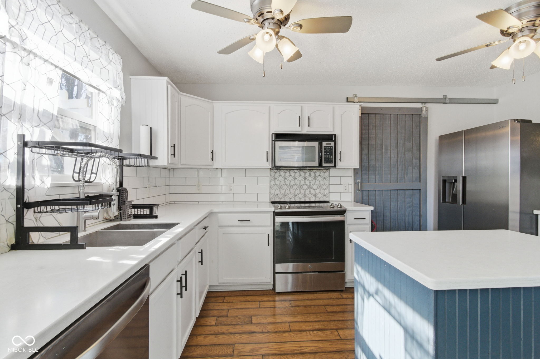 10847 Firefly Circle