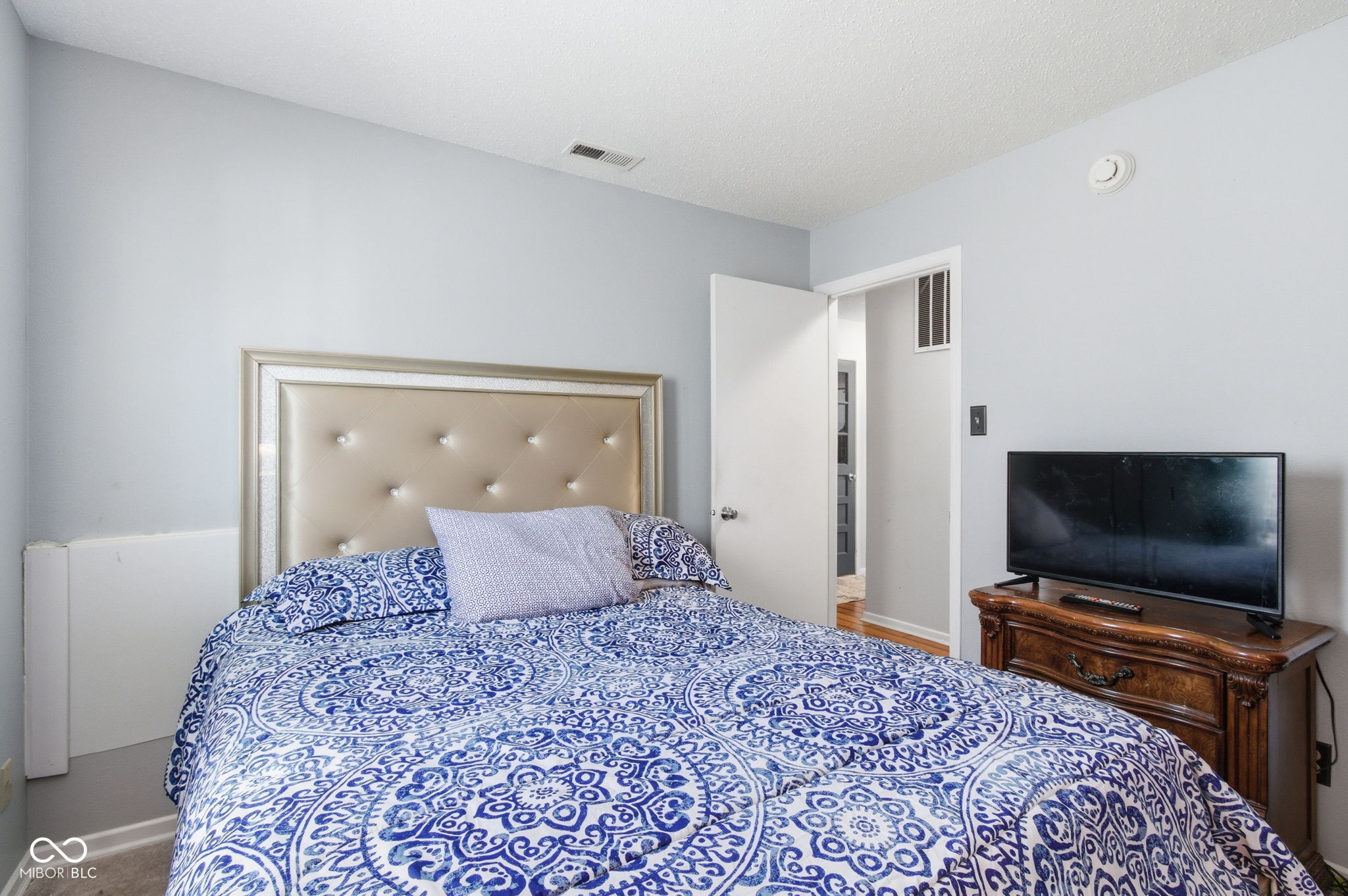 10847 Firefly Circle