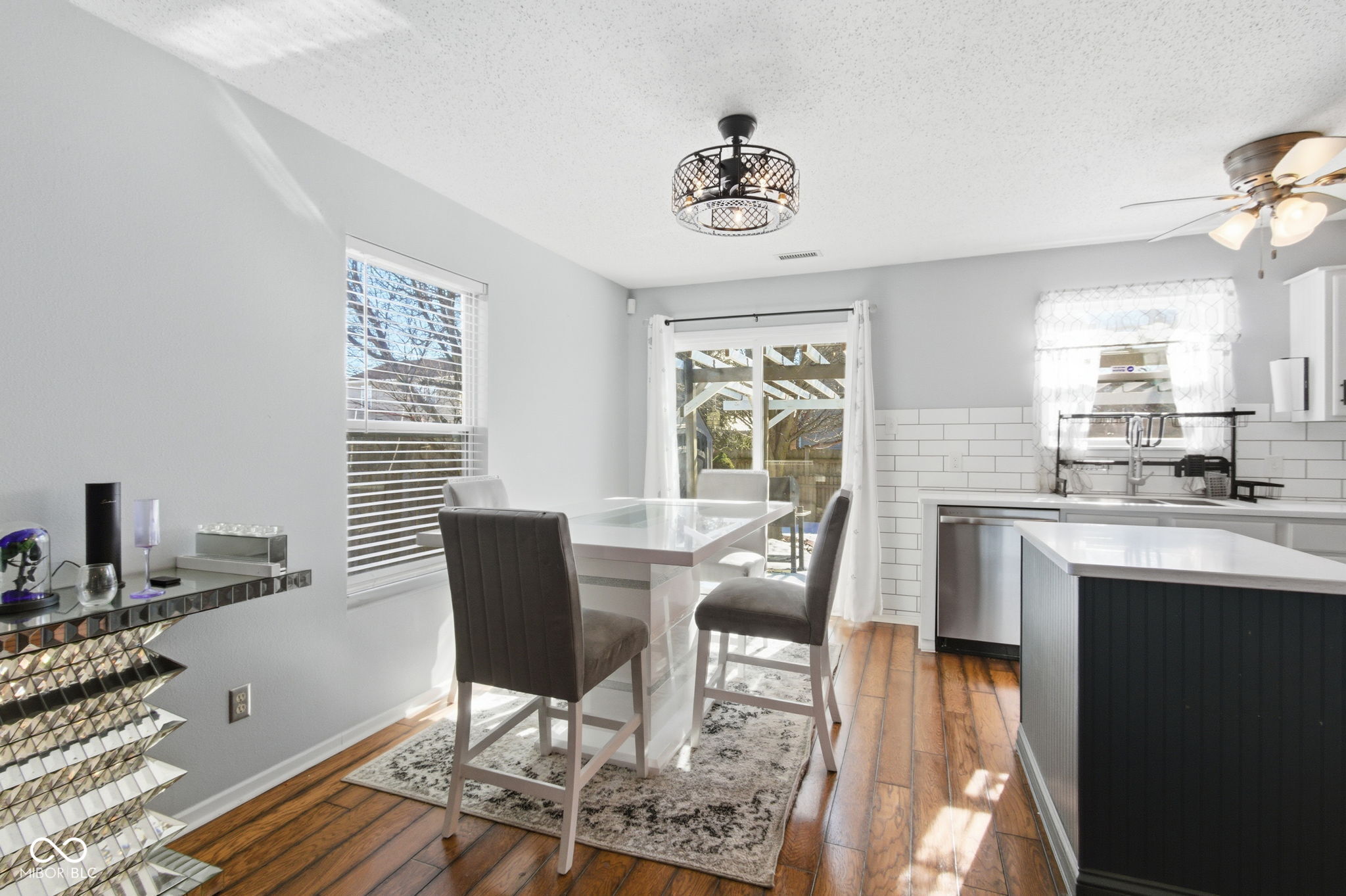 10847 Firefly Circle