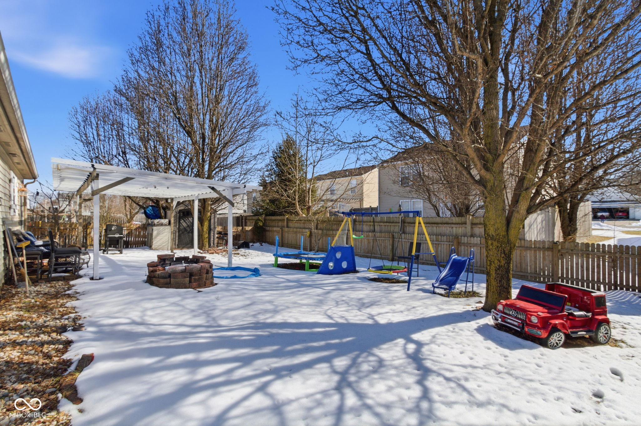 10847 Firefly Circle