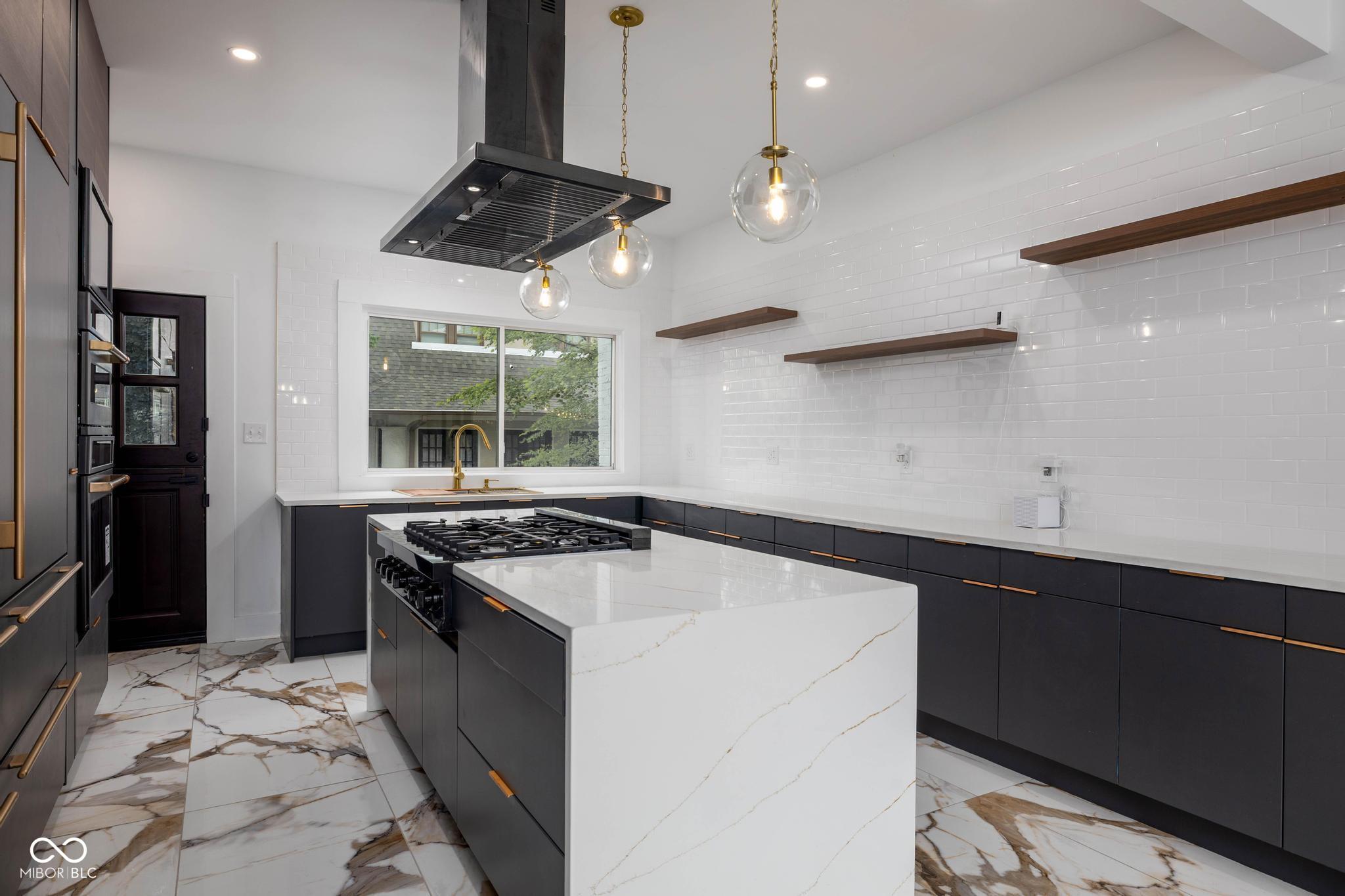 3118 E Fall Creek Parkway North Drive