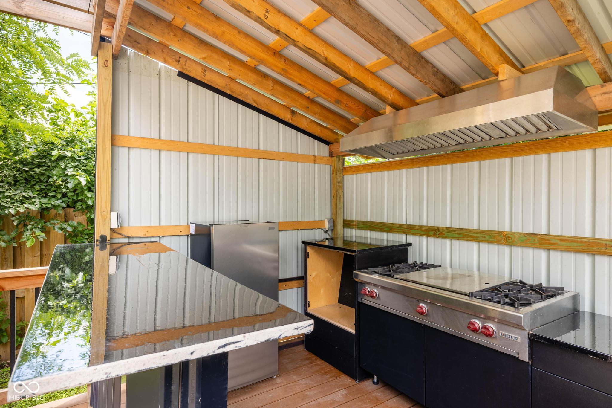 3118 E Fall Creek Parkway North Drive