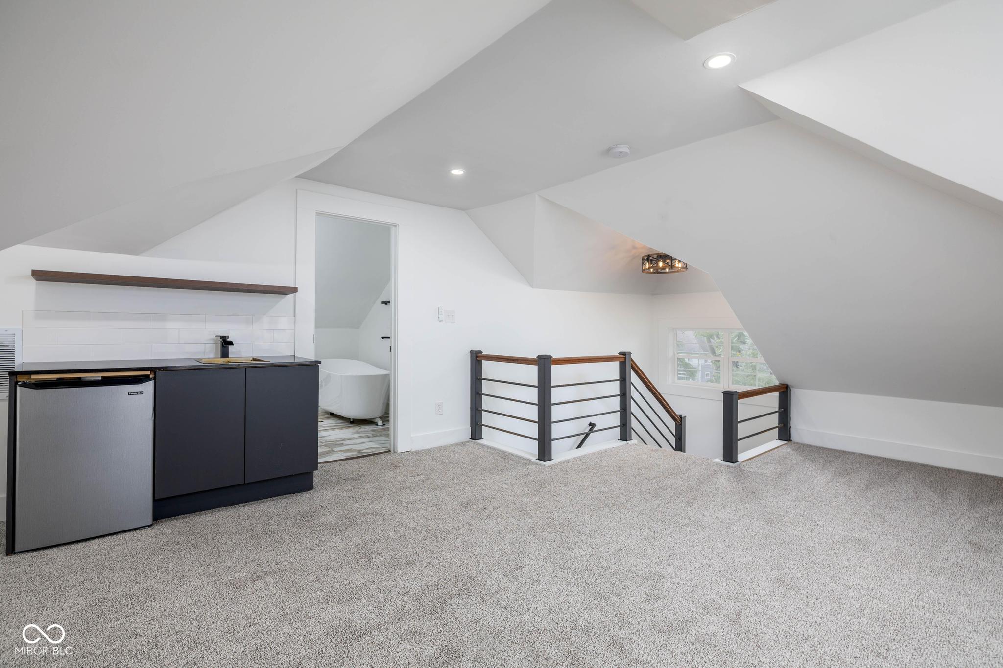 3118 E Fall Creek Parkway North Drive