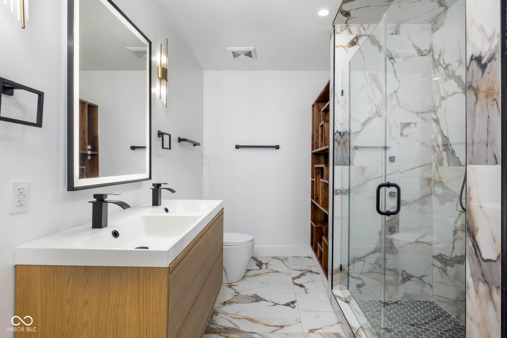 3118 E Fall Creek Parkway North Drive