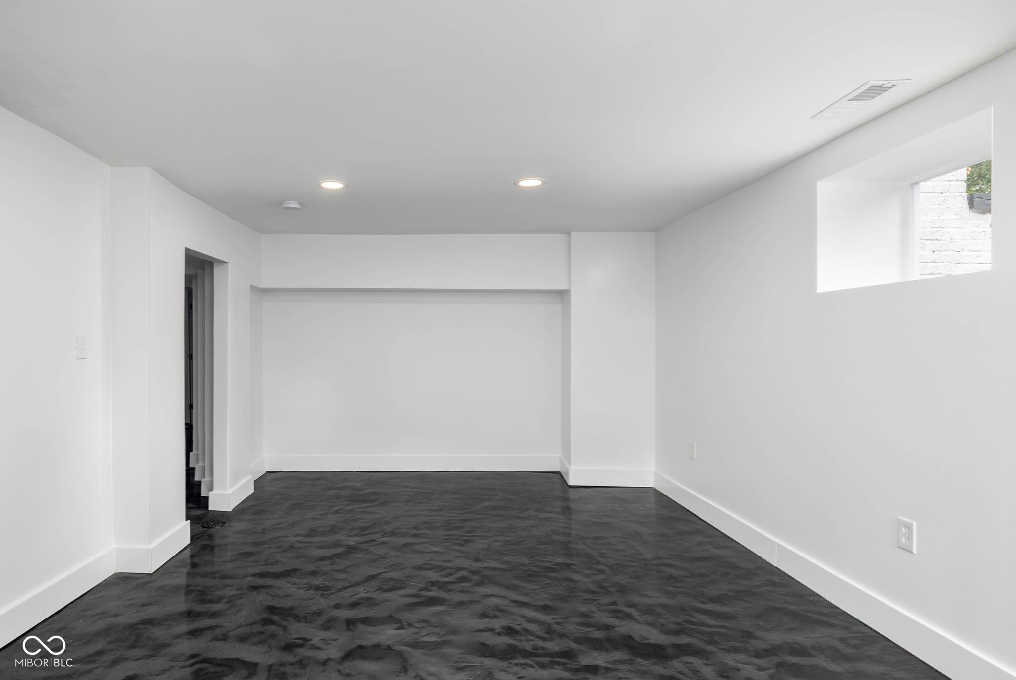 3118 E Fall Creek Parkway North Drive