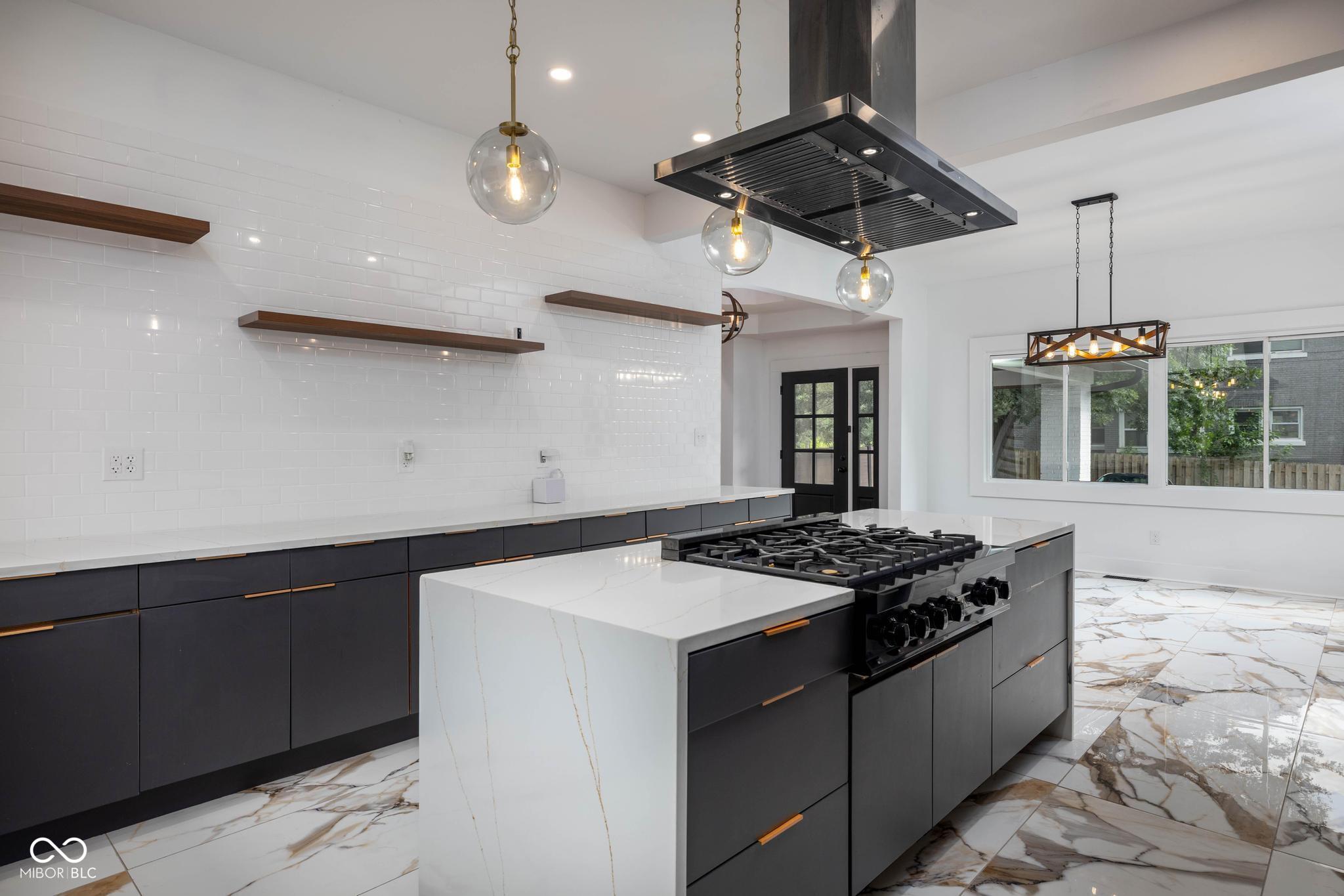 3118 E Fall Creek Parkway North Drive