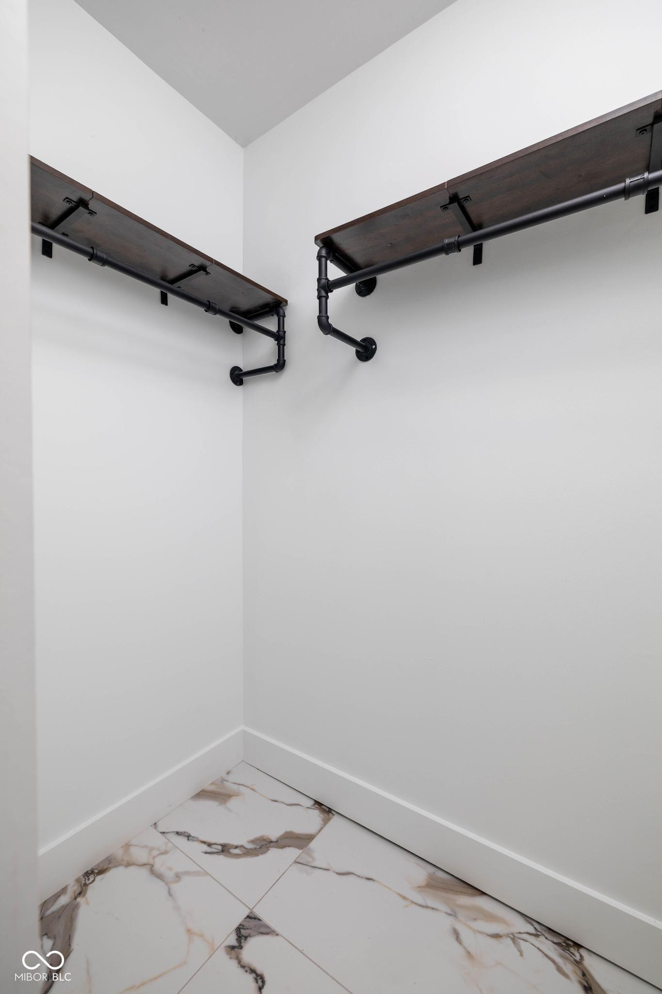 3118 E Fall Creek Parkway North Drive