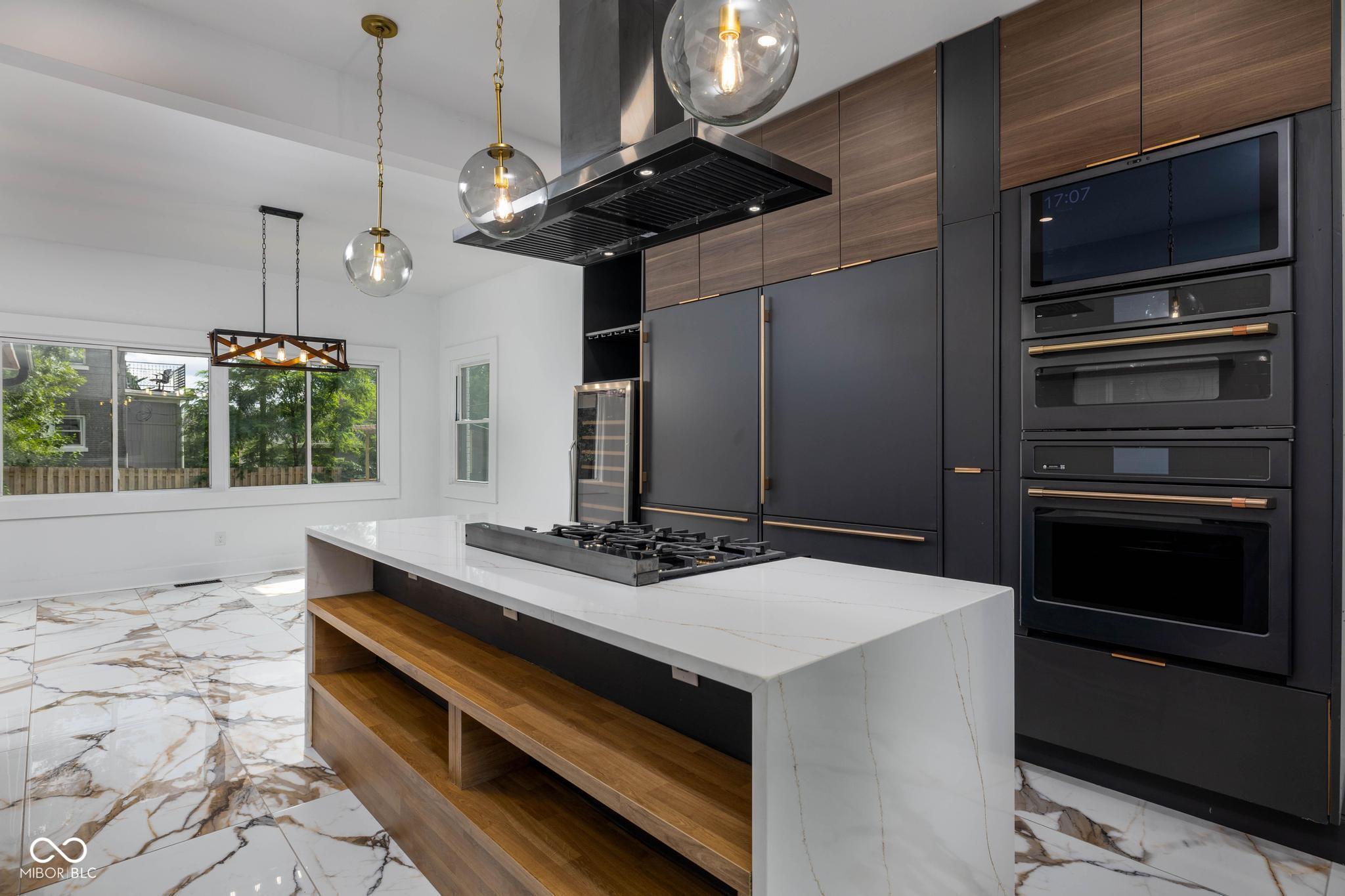 3118 E Fall Creek Parkway North Drive