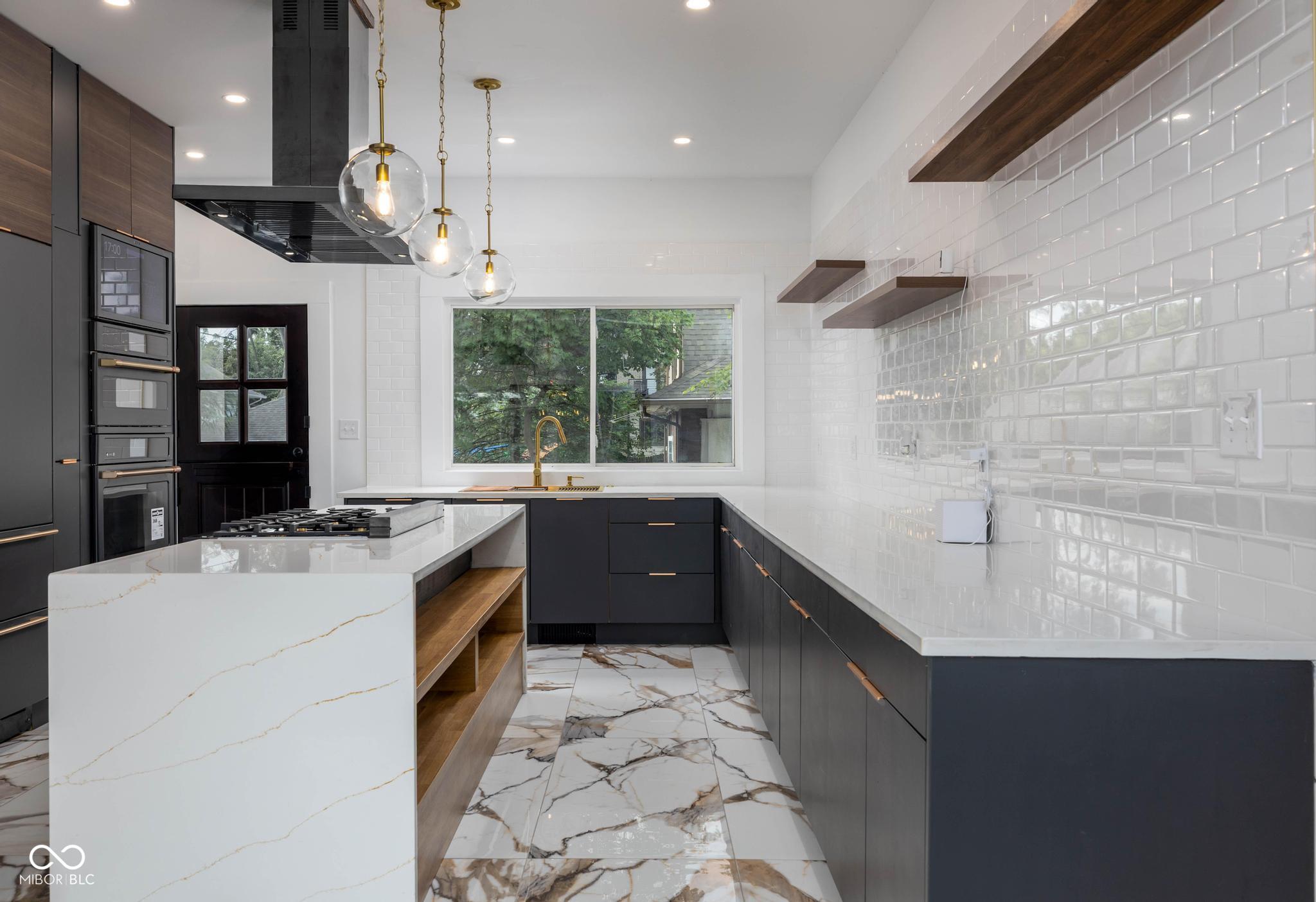 3118 E Fall Creek Parkway North Drive