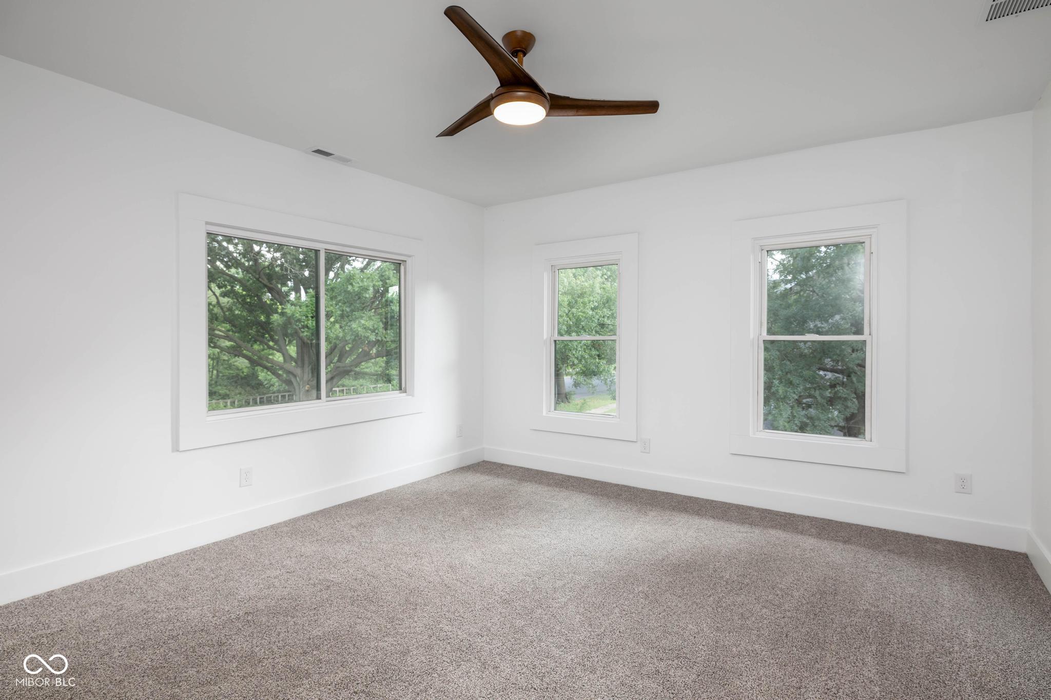 3118 E Fall Creek Parkway North Drive