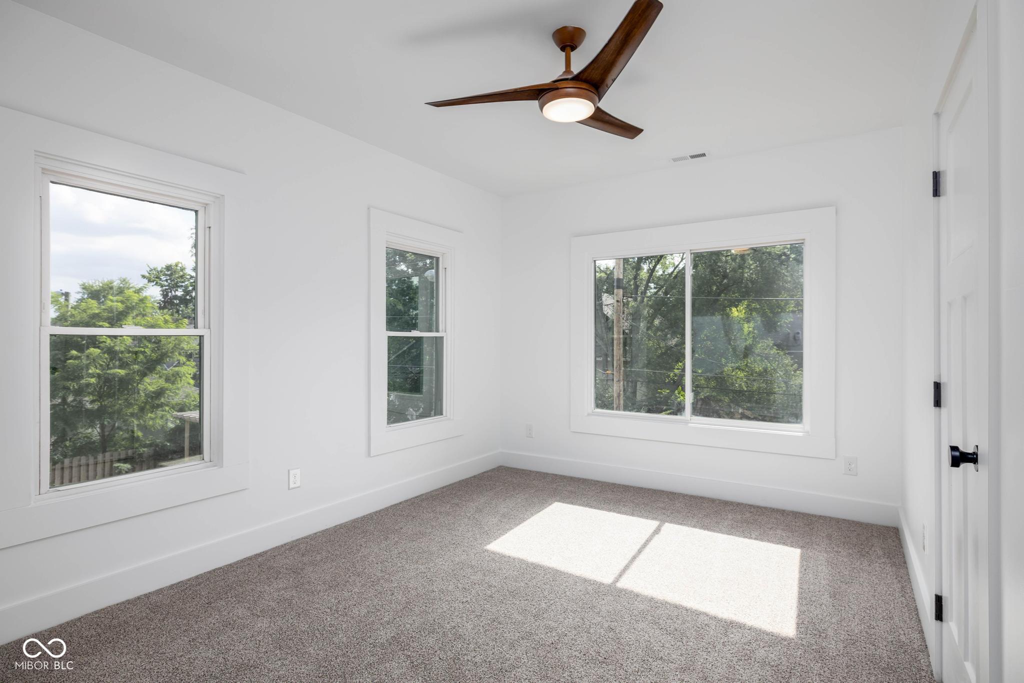 3118 E Fall Creek Parkway North Drive