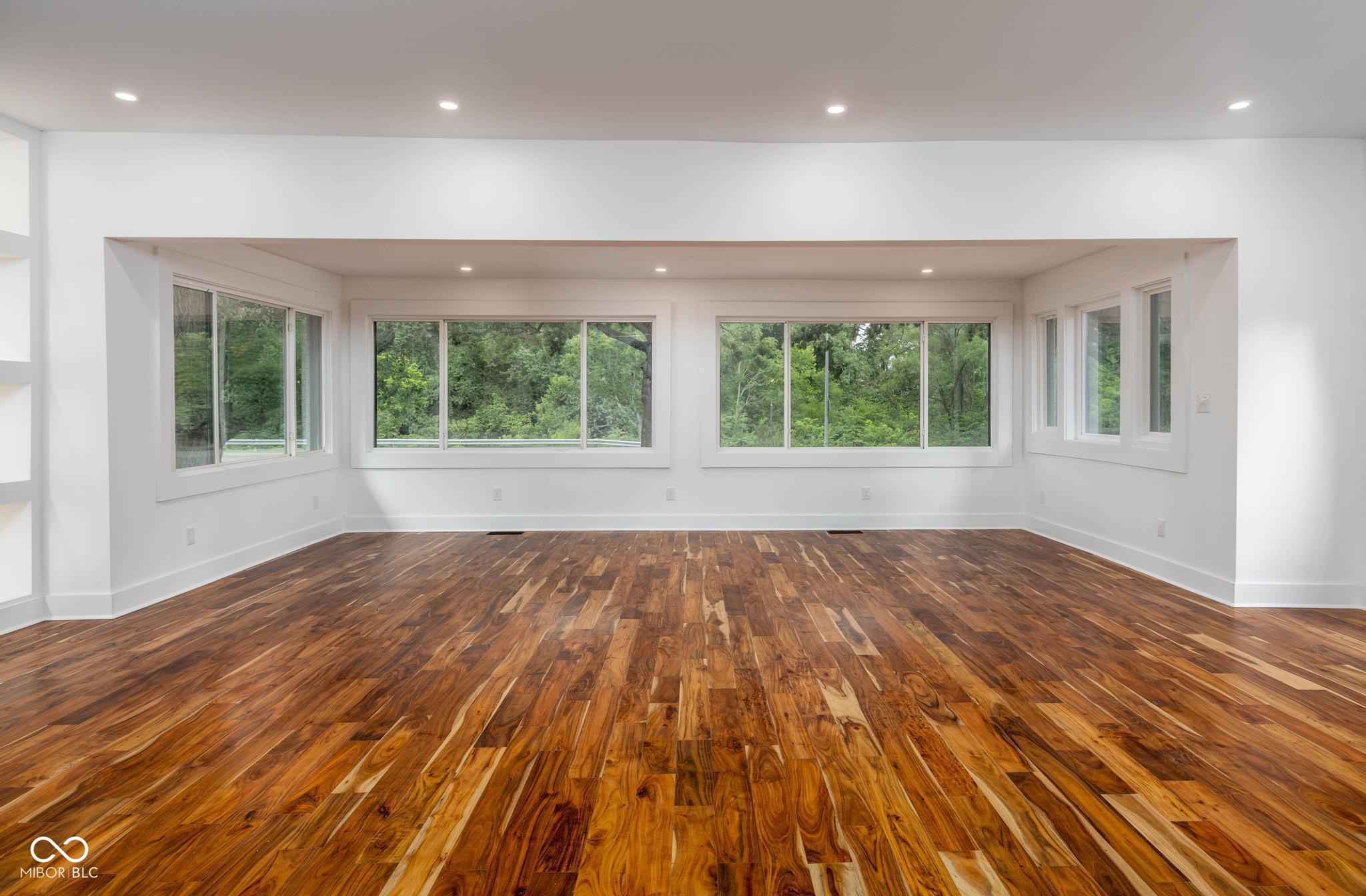 3118 E Fall Creek Parkway North Drive