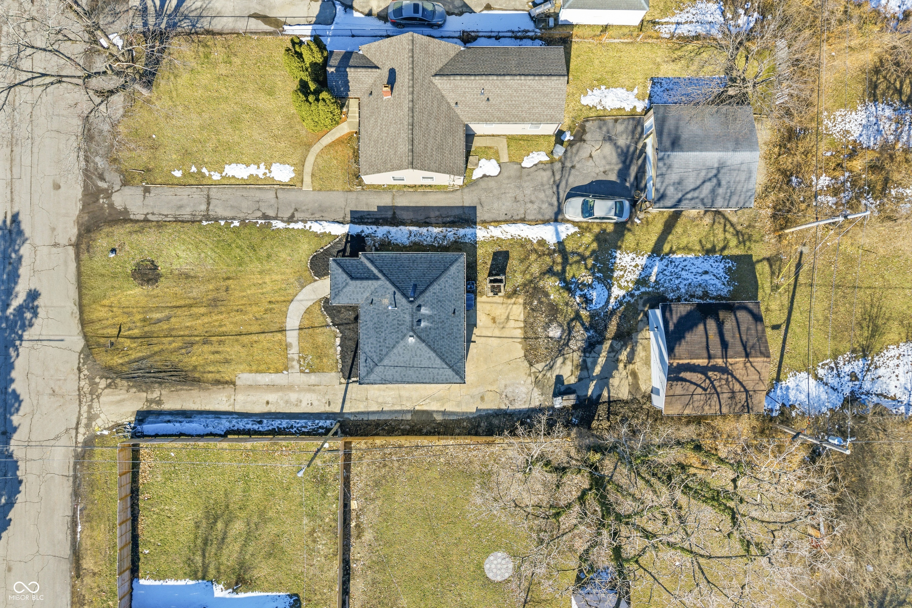 3417 N Dequincy Street