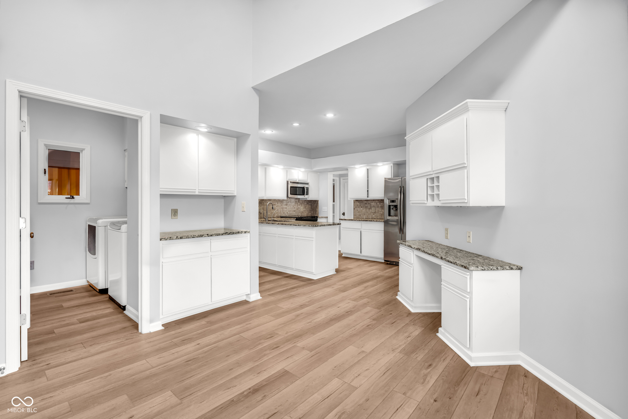 958 Tamarack Circle North Drive