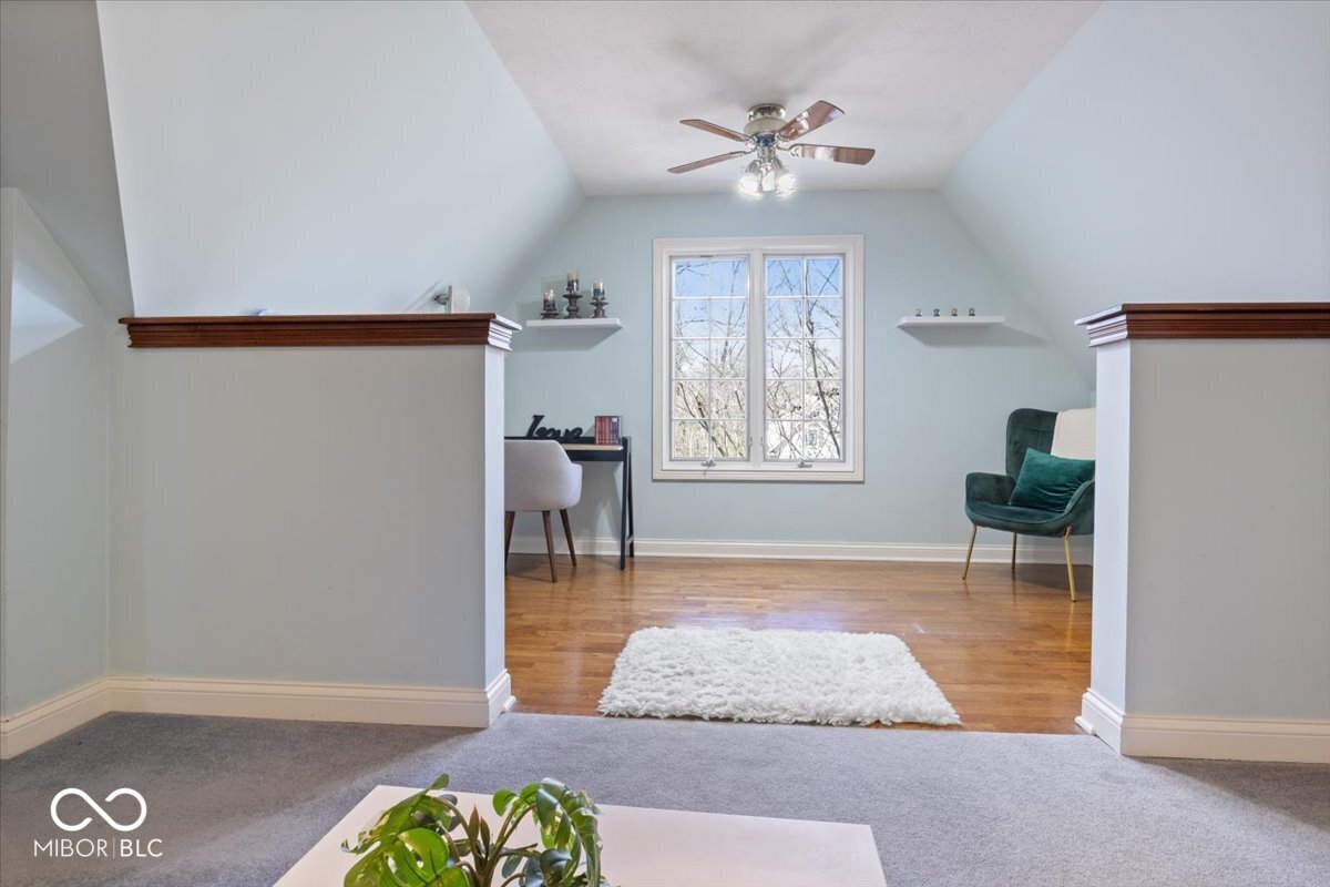 9399 Irishmans Run Lane