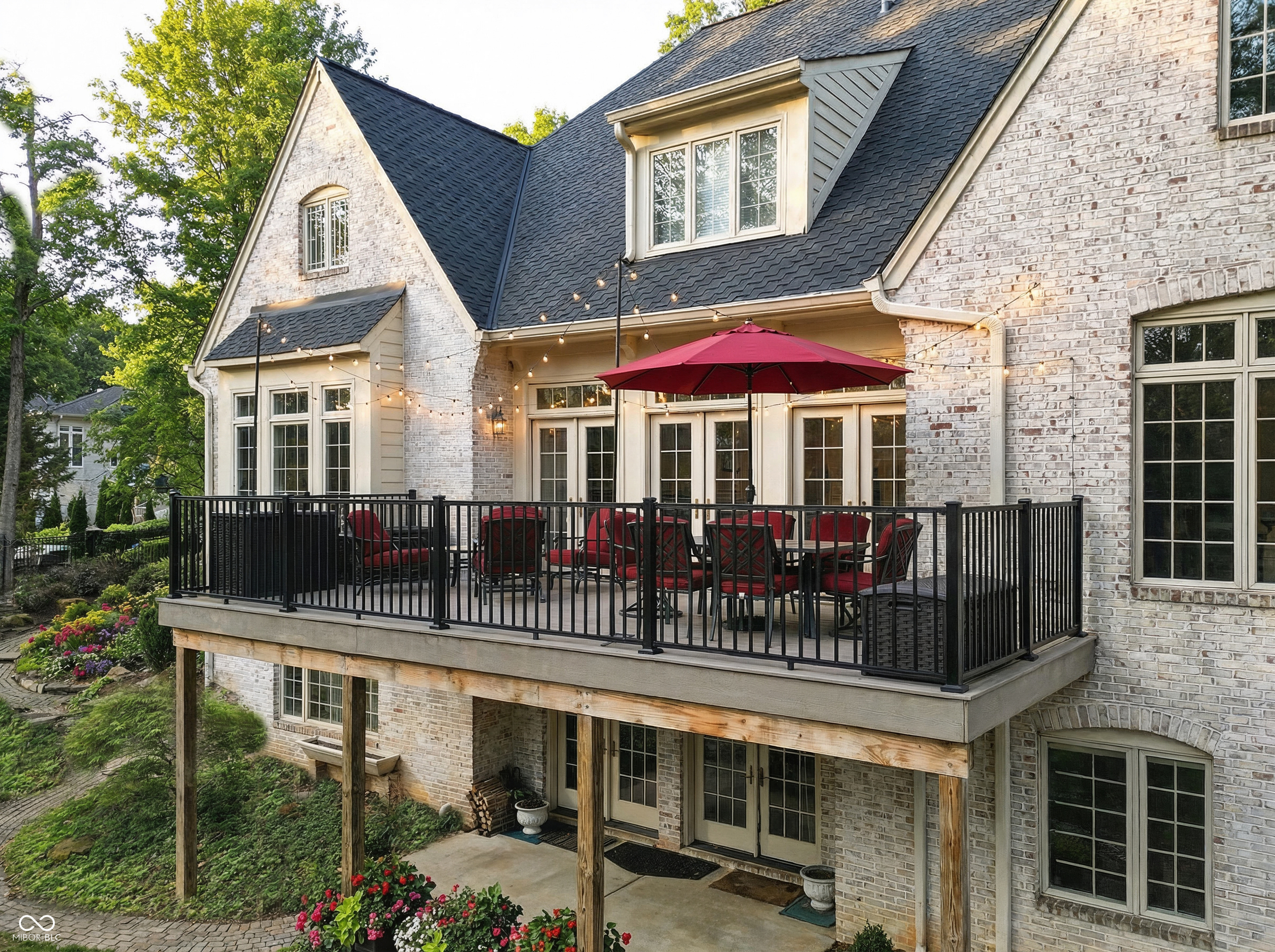 9399 Irishmans Run Lane