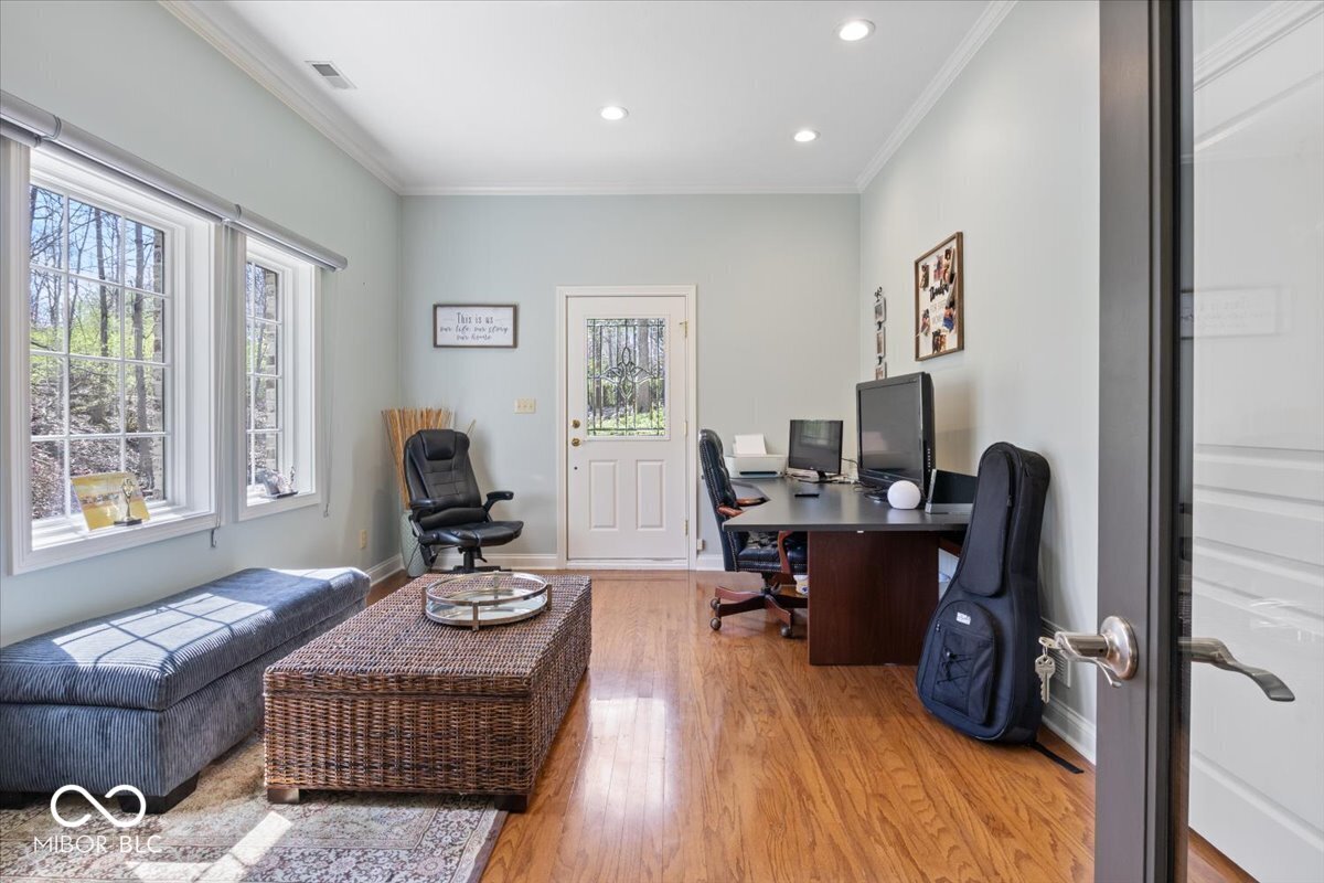 9399 Irishmans Run Lane