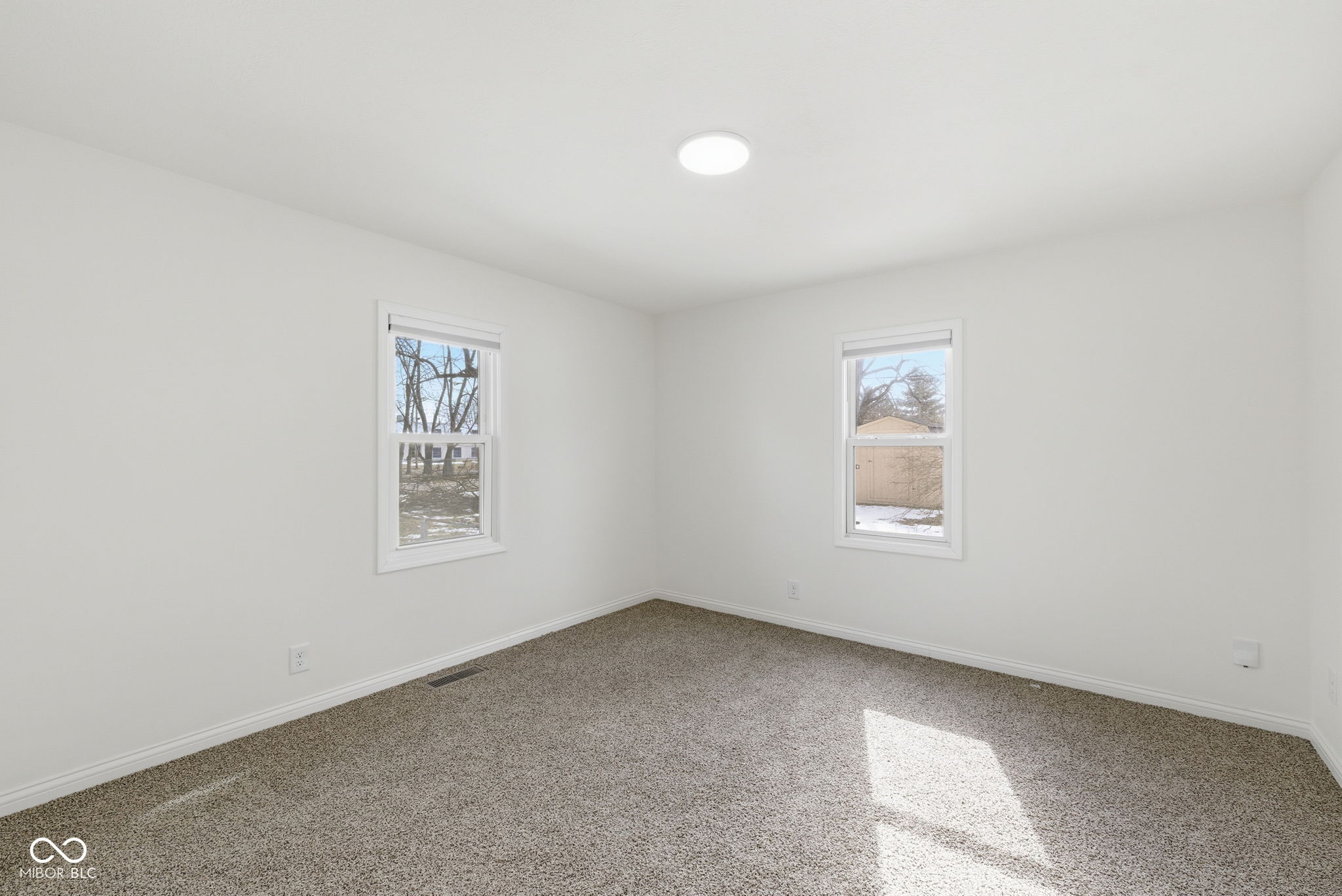 4839 W Regent Street