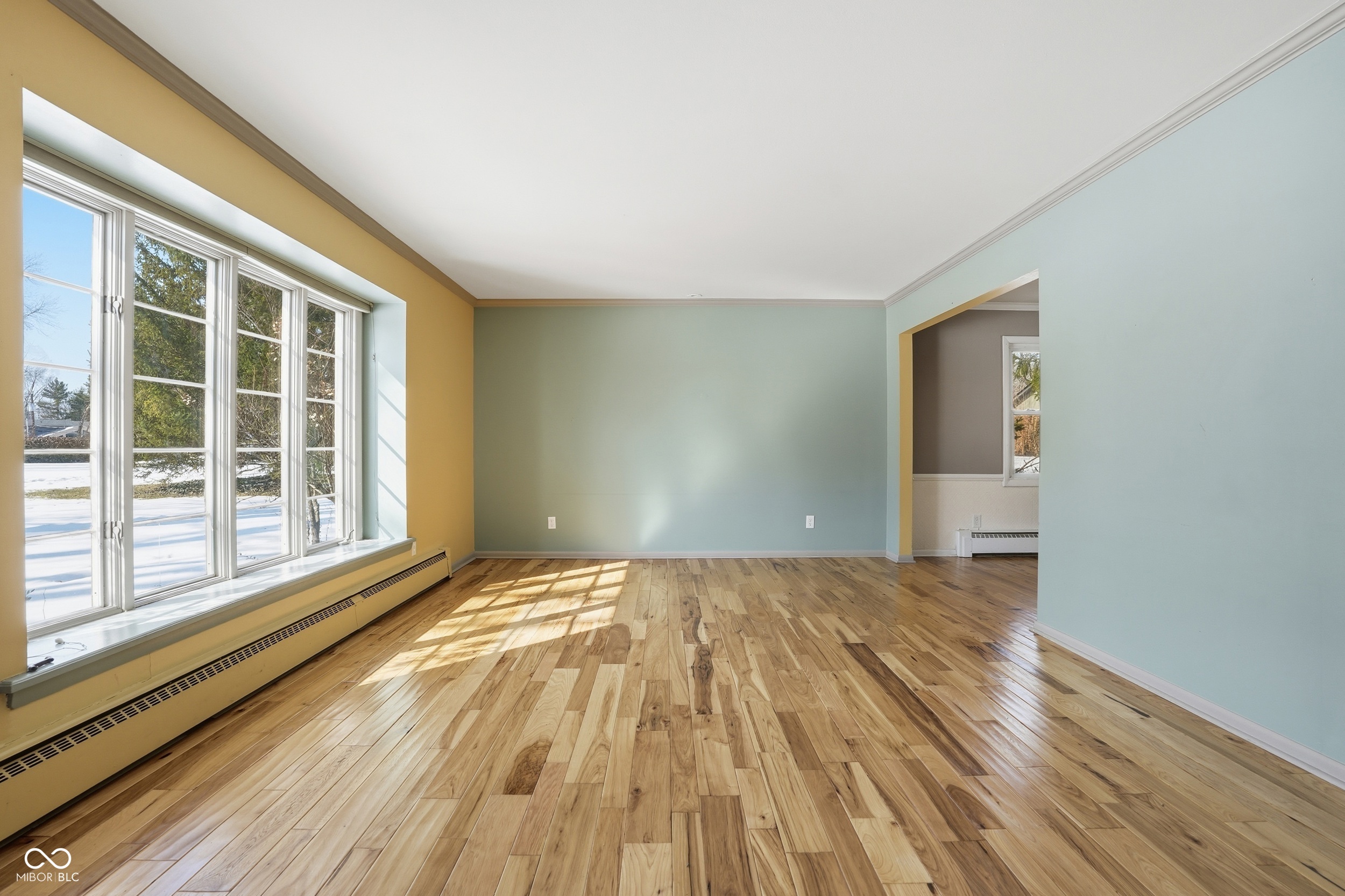 7705 N Whittier Place