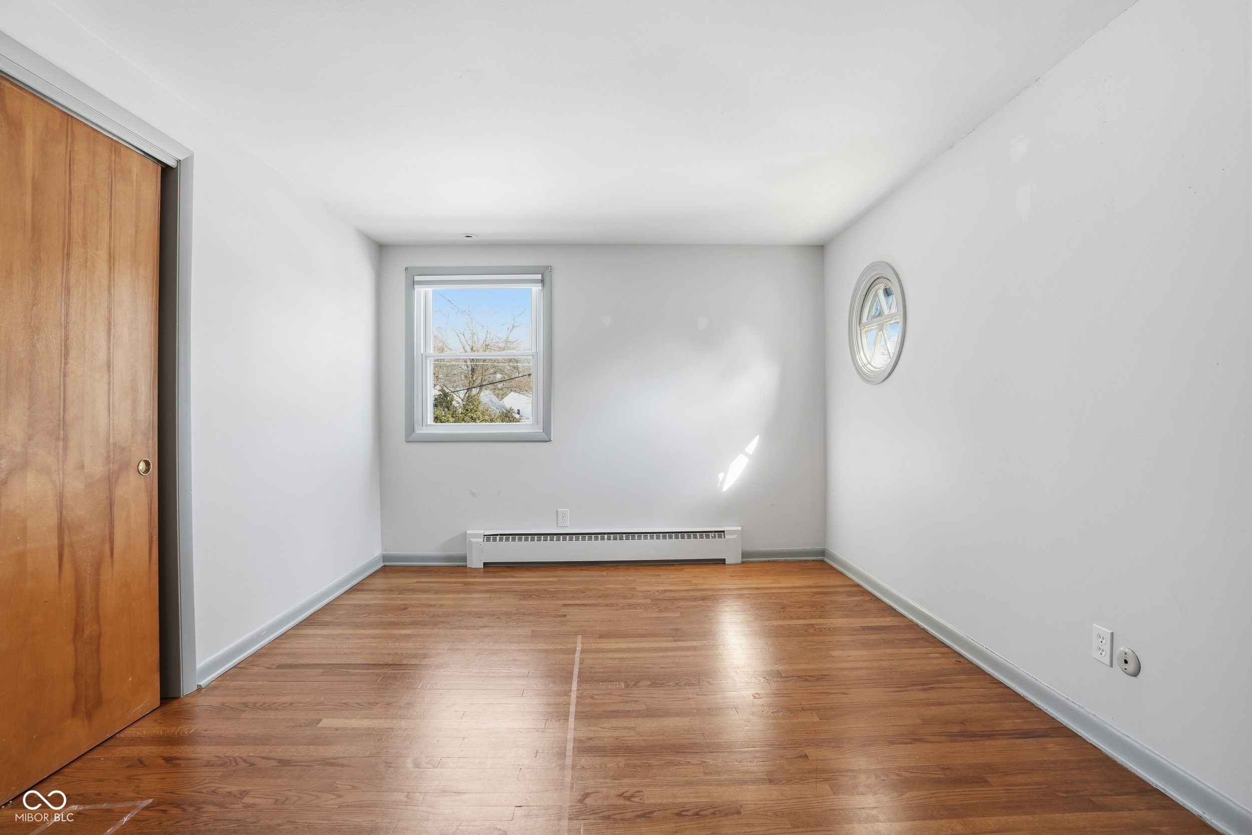 7705 N Whittier Place