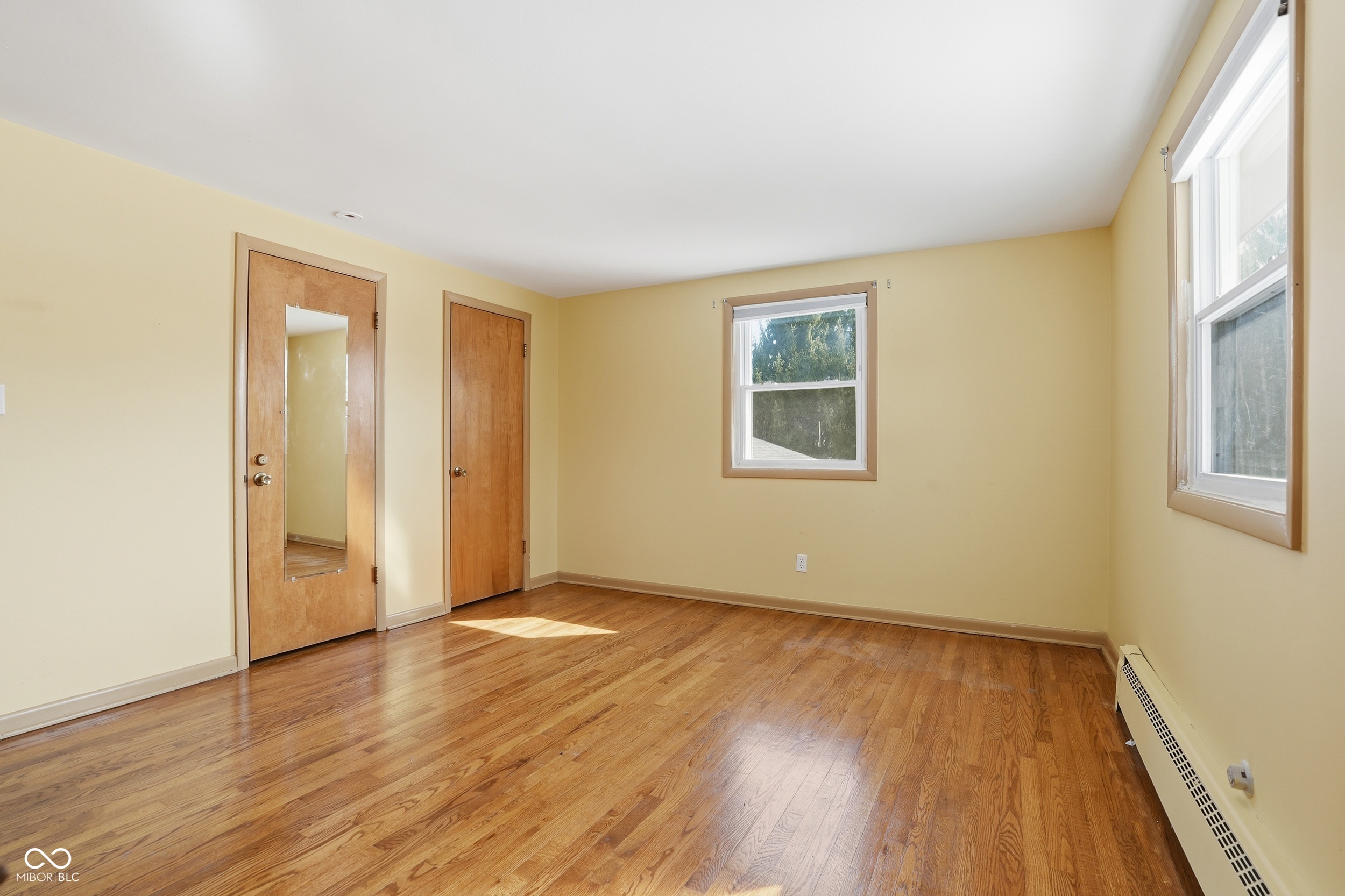 7705 N Whittier Place