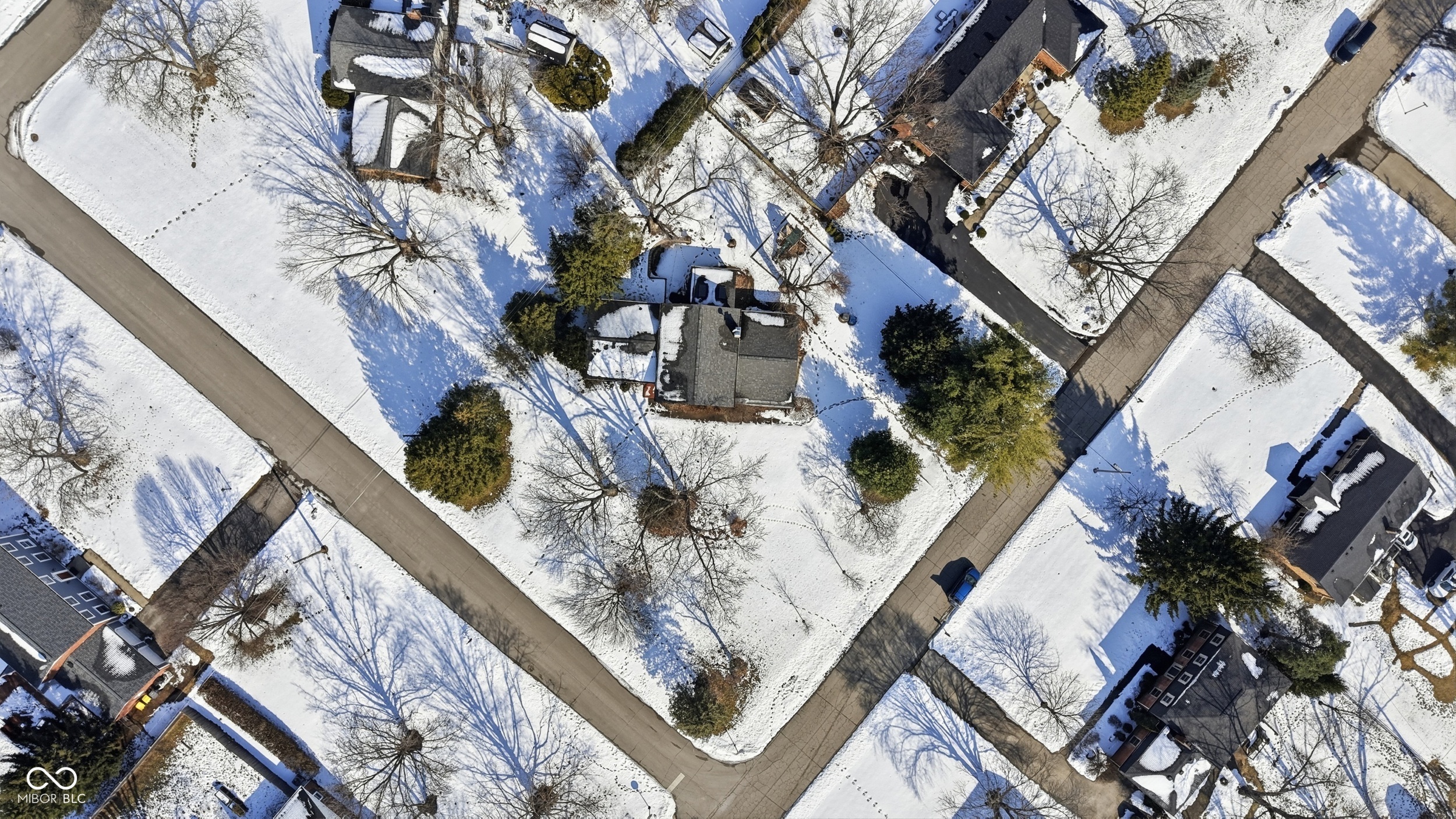 7705 N Whittier Place