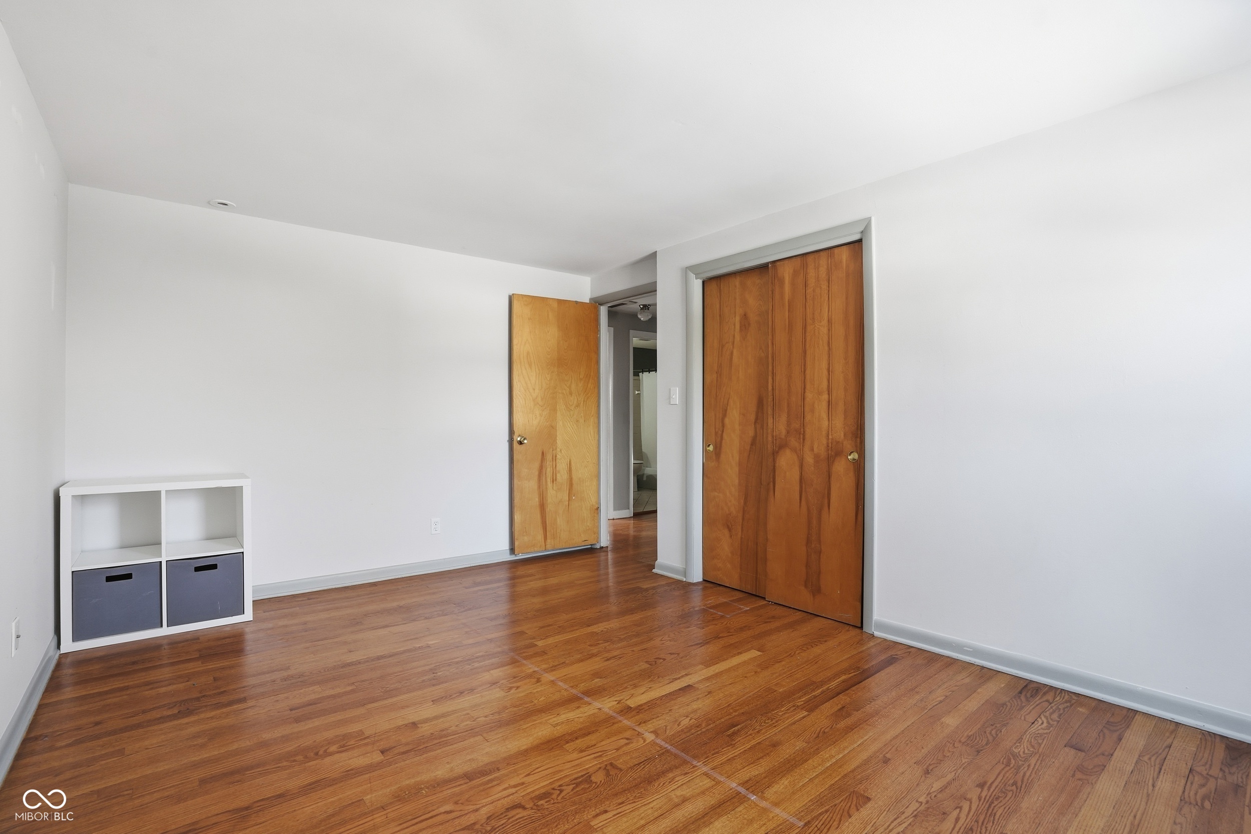 7705 N Whittier Place