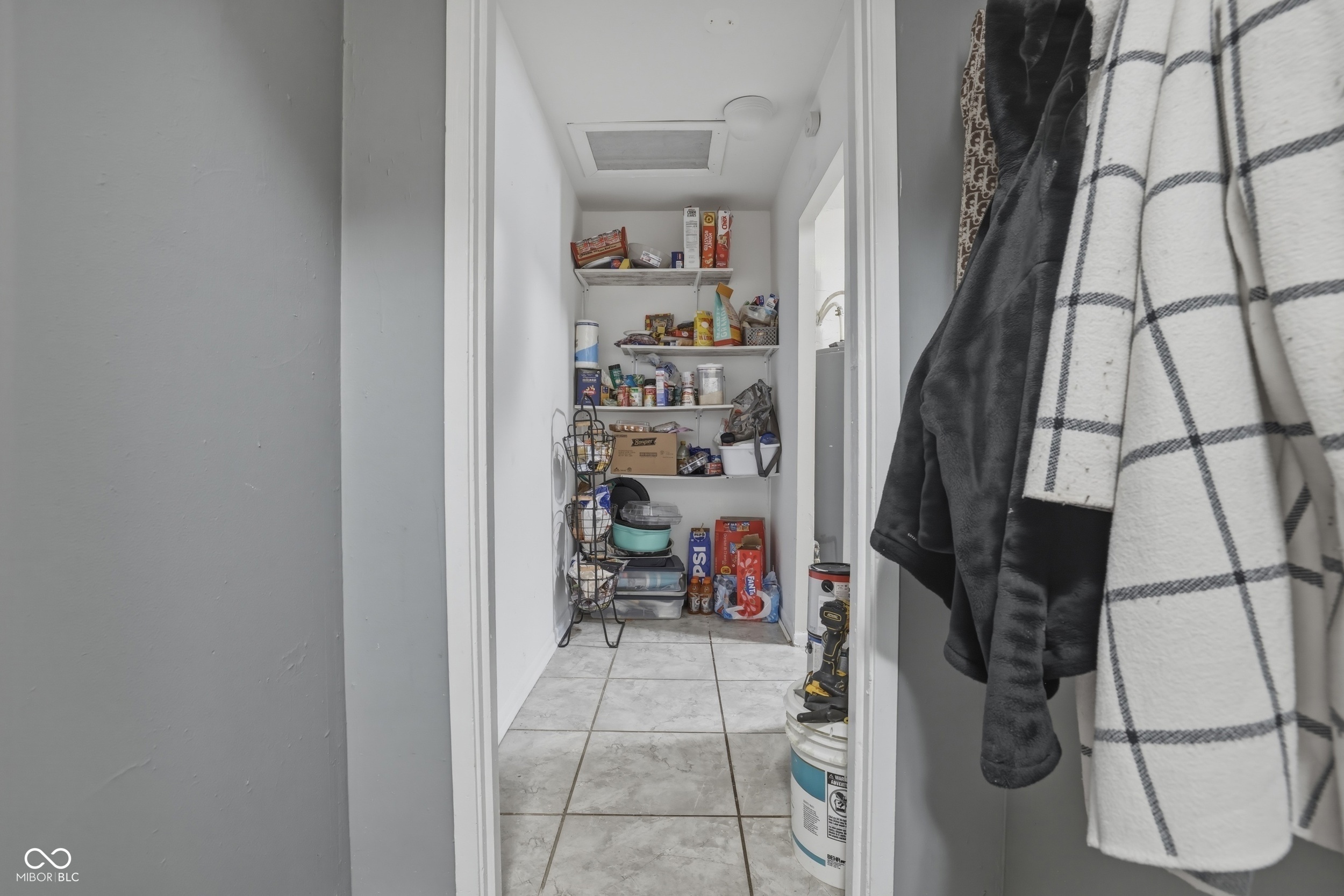 2738 Schofield Avenue