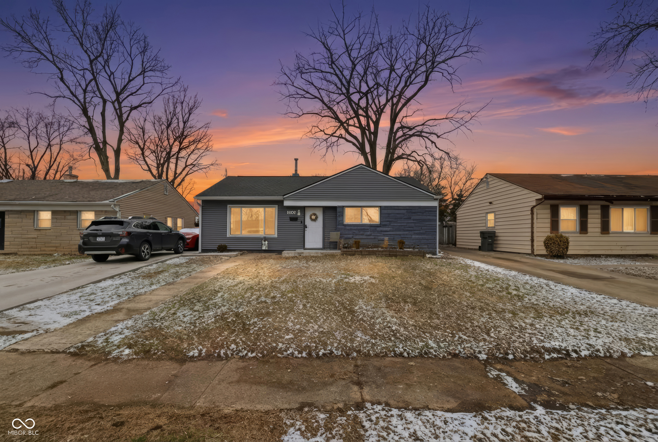 2738 Schofield Avenue