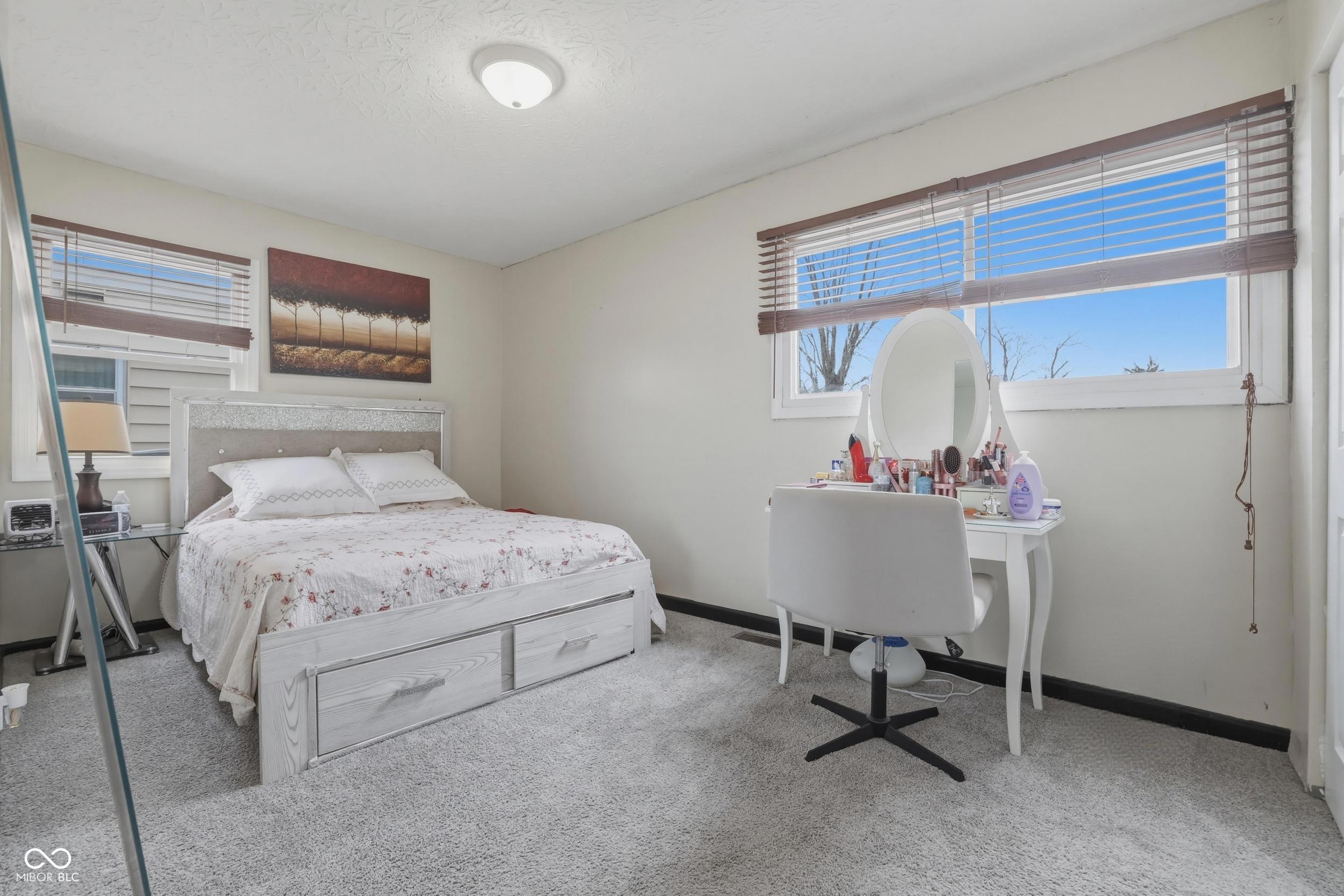 2738 Schofield Avenue