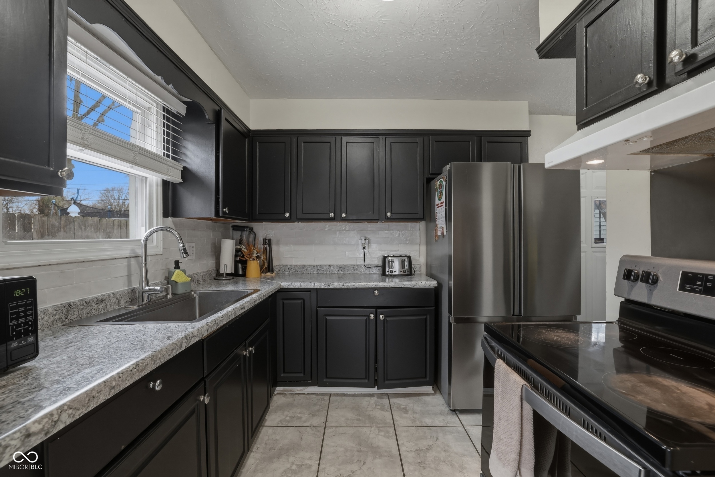 2738 Schofield Avenue