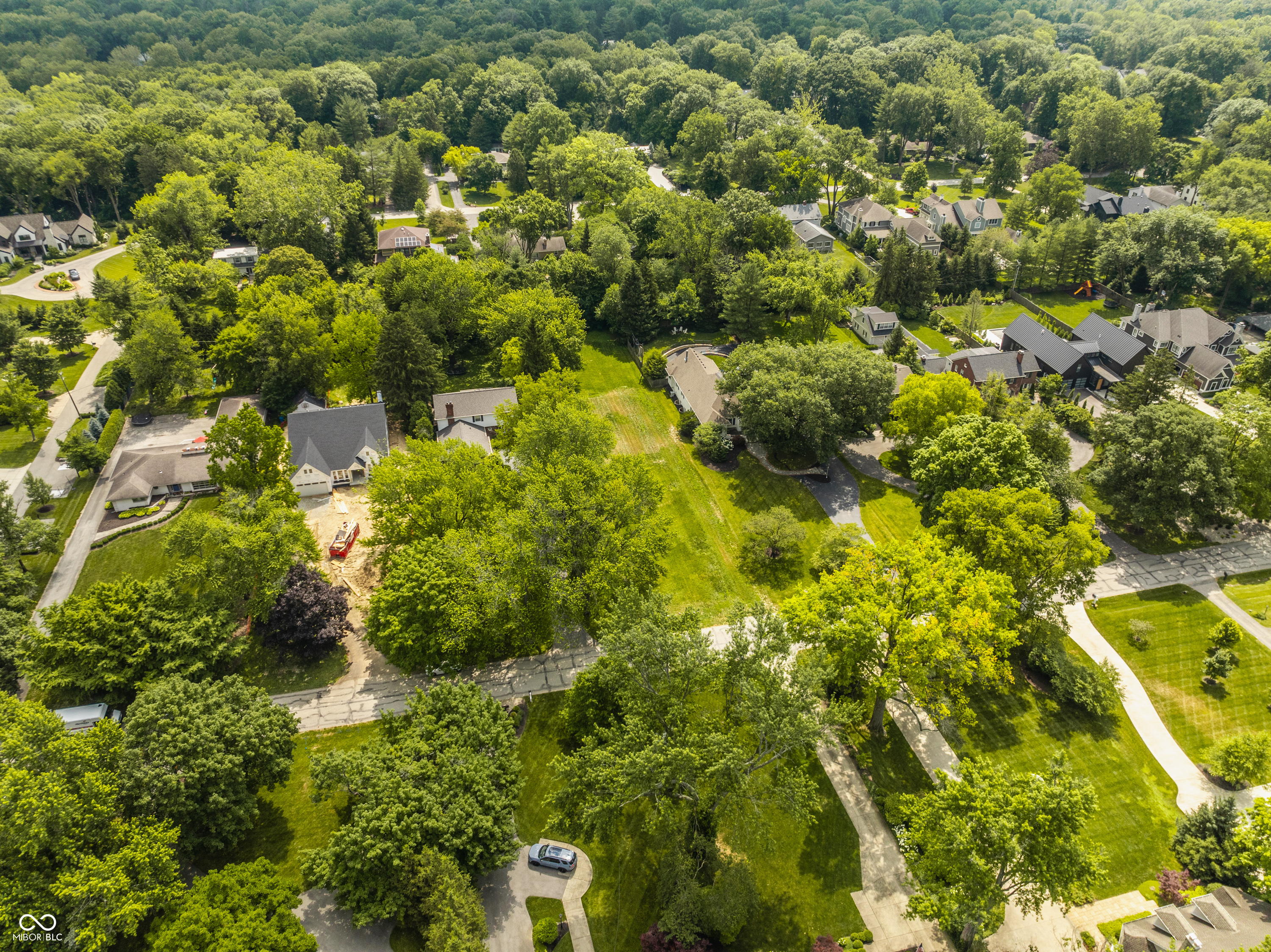 7655 N Pennsylvania Street