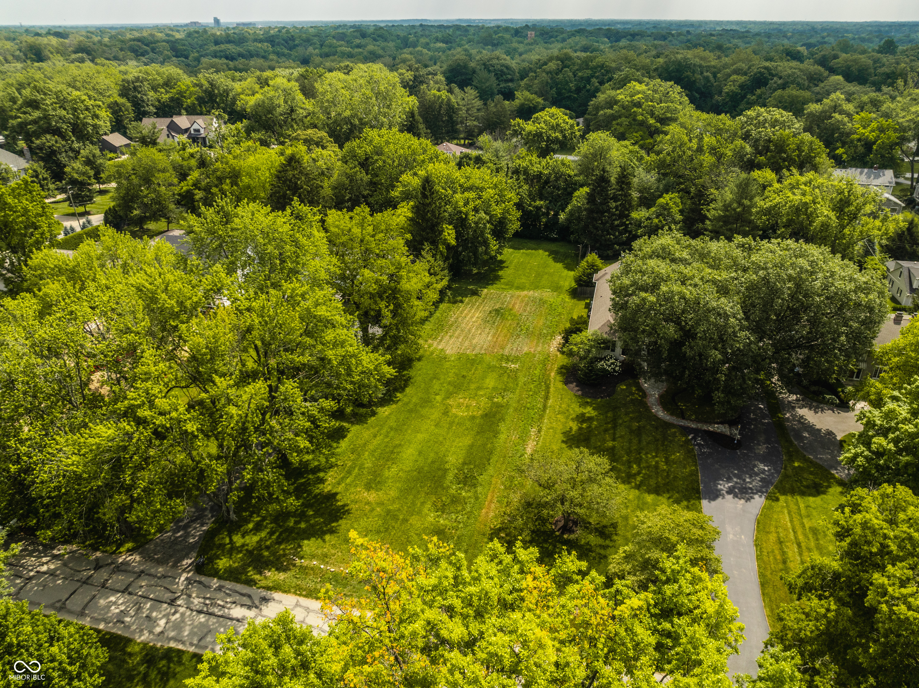 7655 N Pennsylvania Street