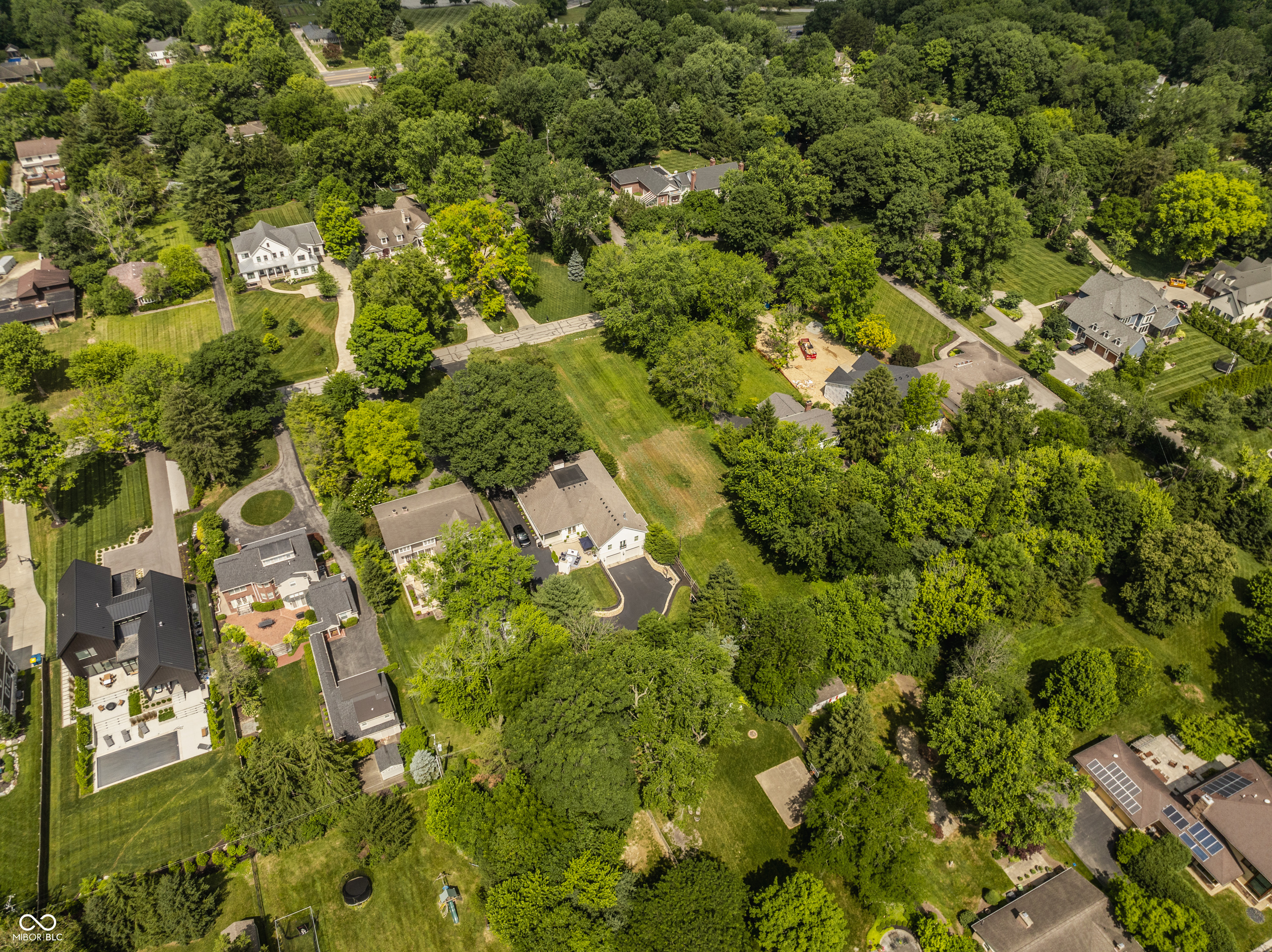 7655 N Pennsylvania Street