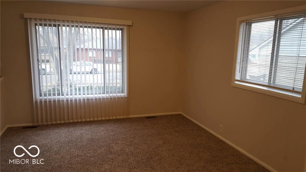 3436 N Sadlier Drive