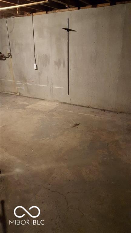 3436 N Sadlier Drive