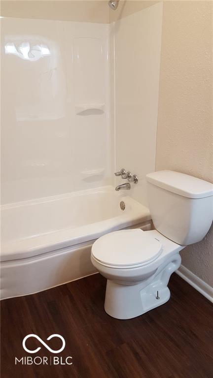 3436 N Sadlier Drive