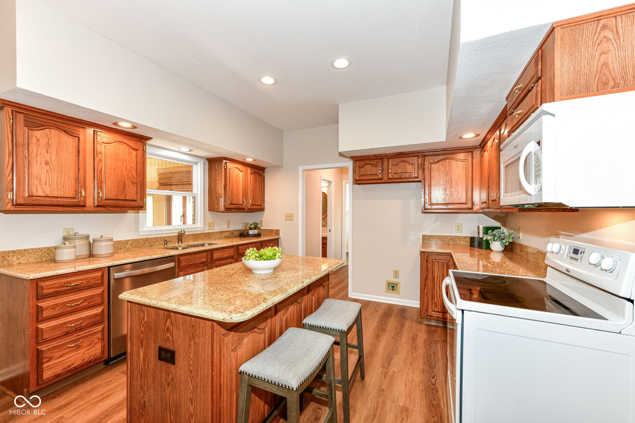 1001 Arrowwood Drive